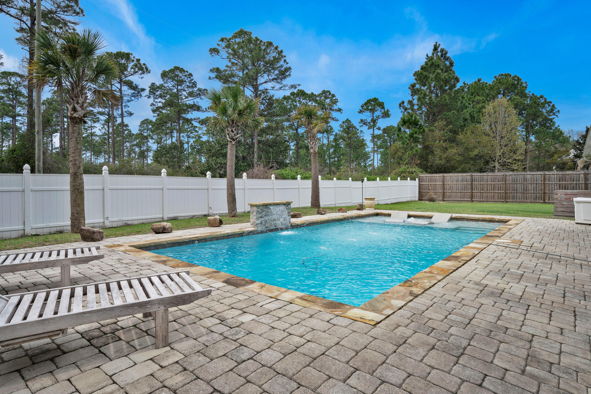 209 Santa Barbara Avenue