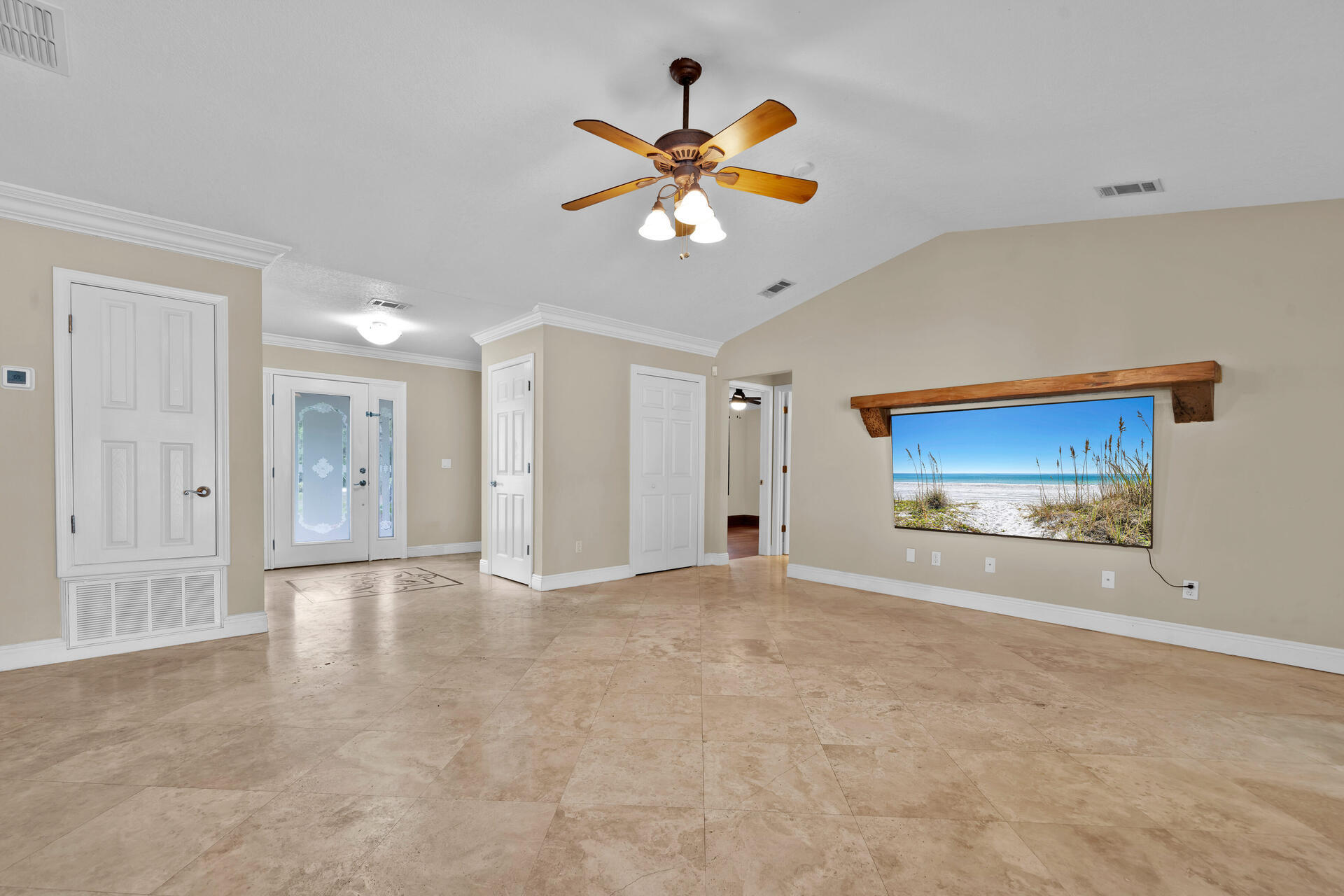 209 Santa Barbara Avenue