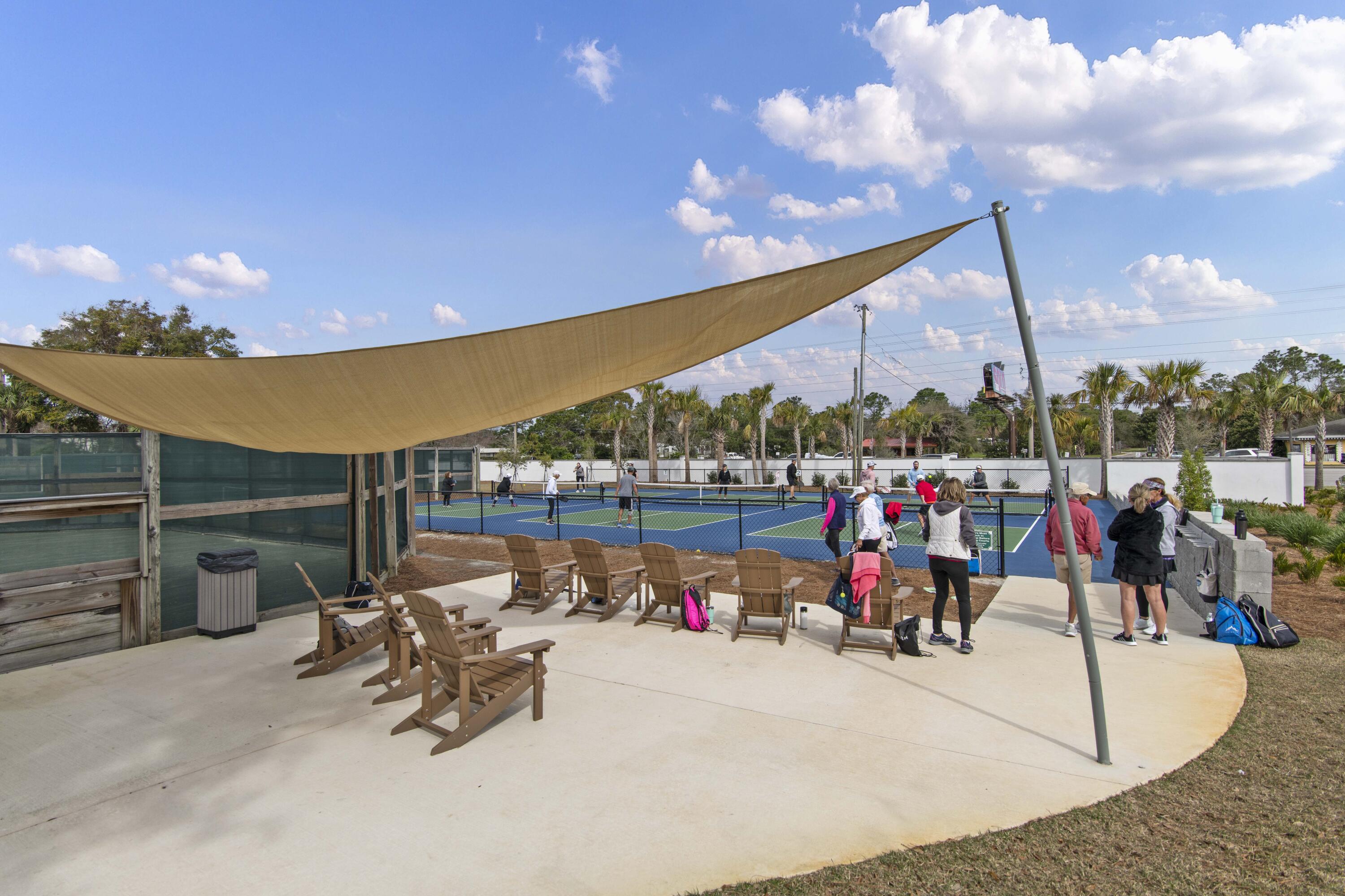 9815 Us Highway 98, # A402