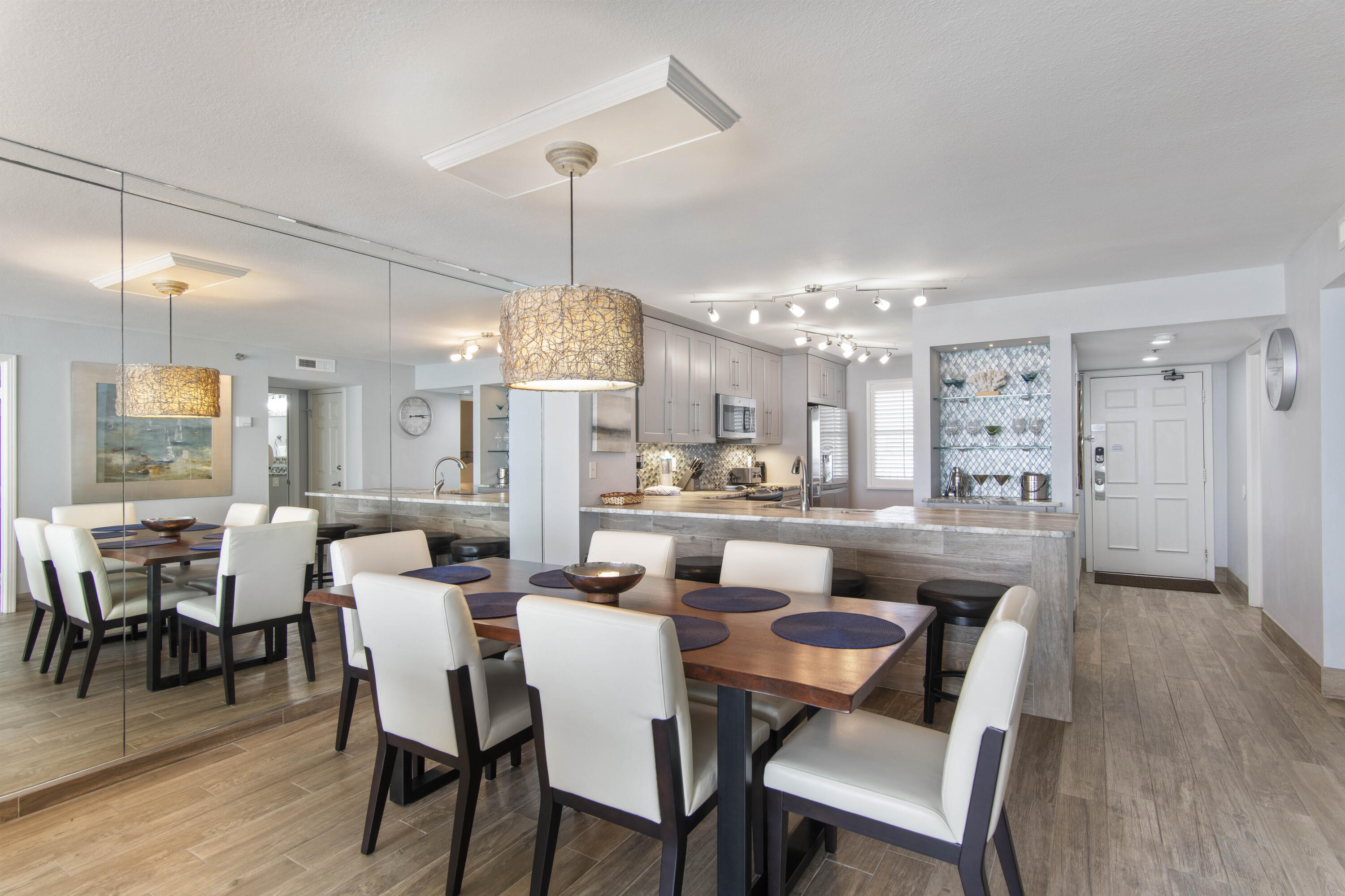 9815 Us Highway 98, # A402