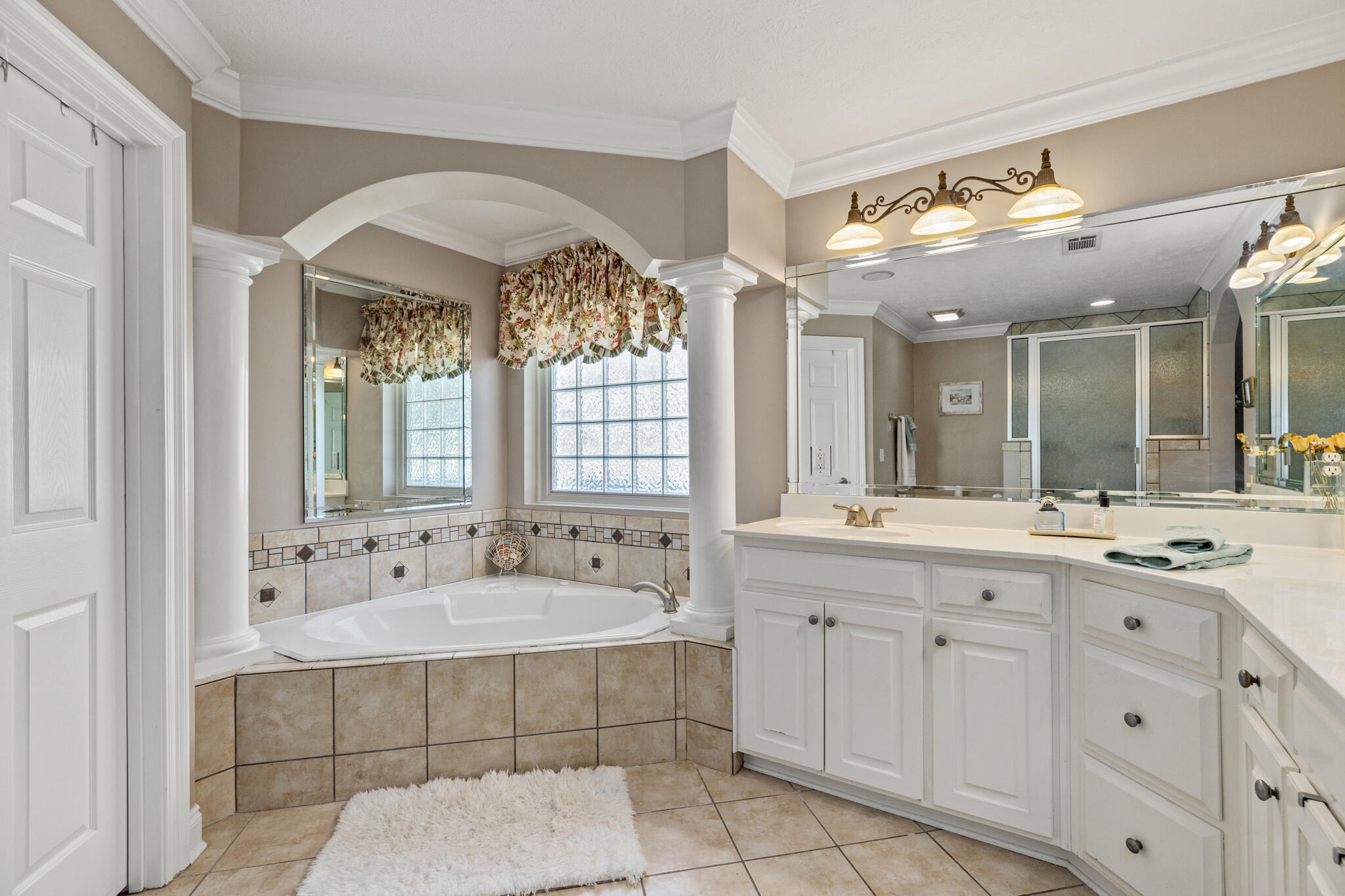 108 Paradise Cove Boulevard