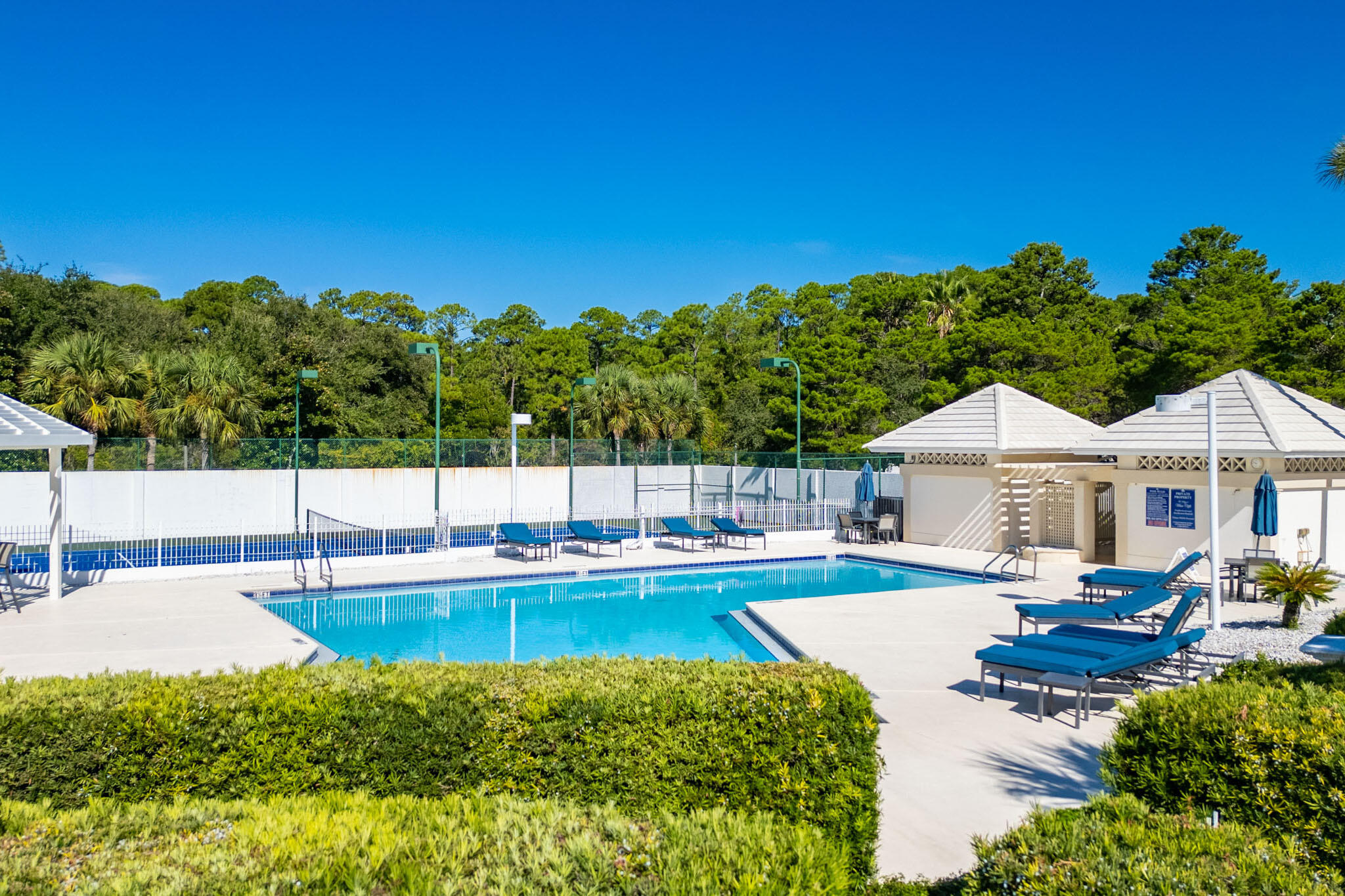 80 White Cliffs Drive