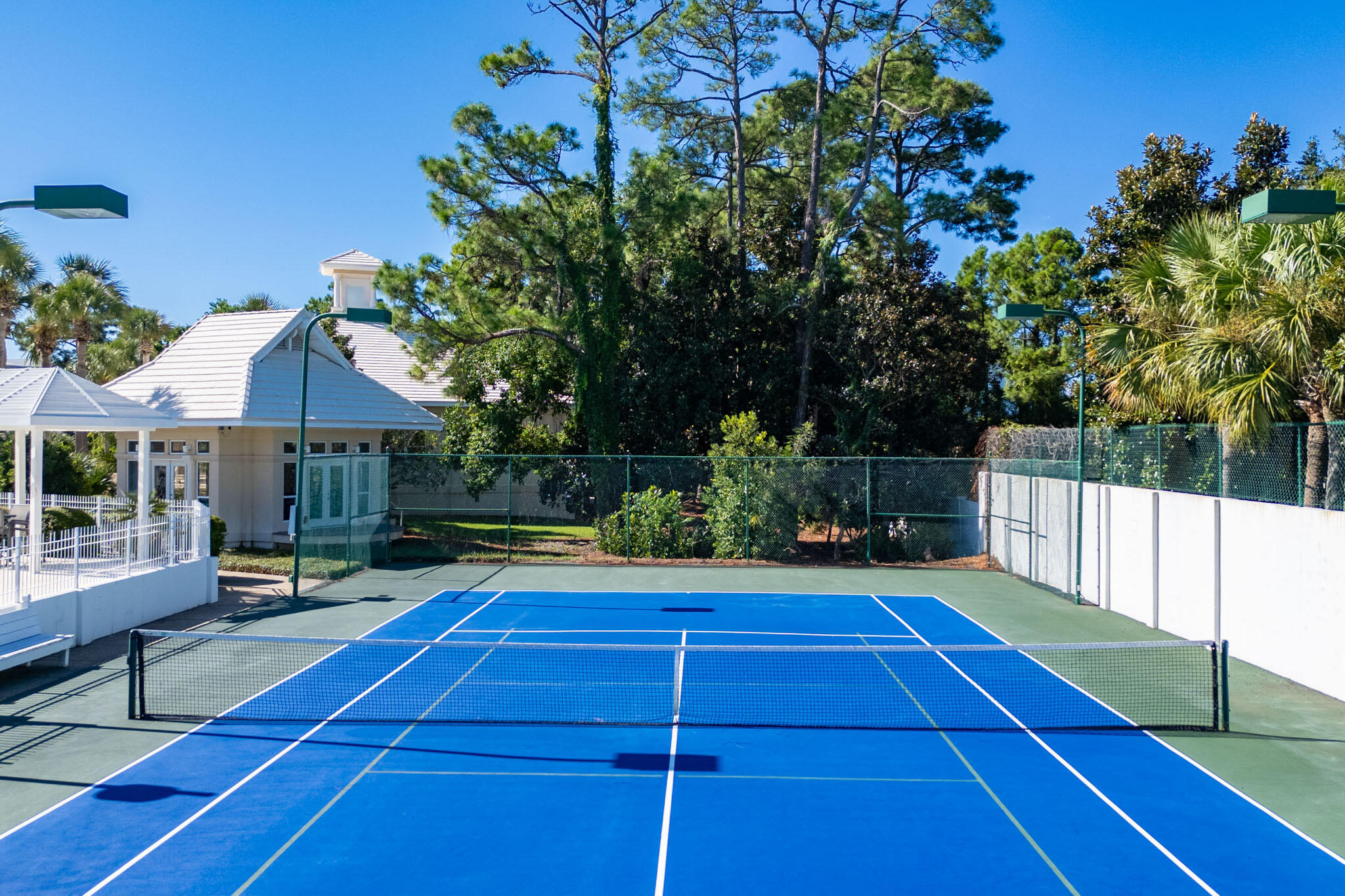 80 White Cliffs Drive