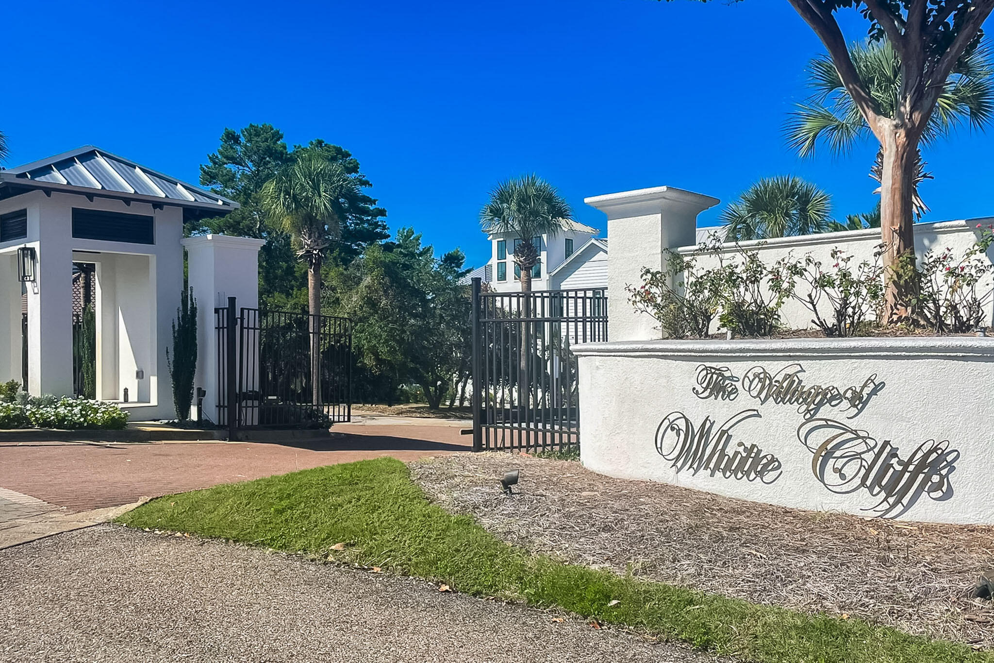 80 White Cliffs Drive