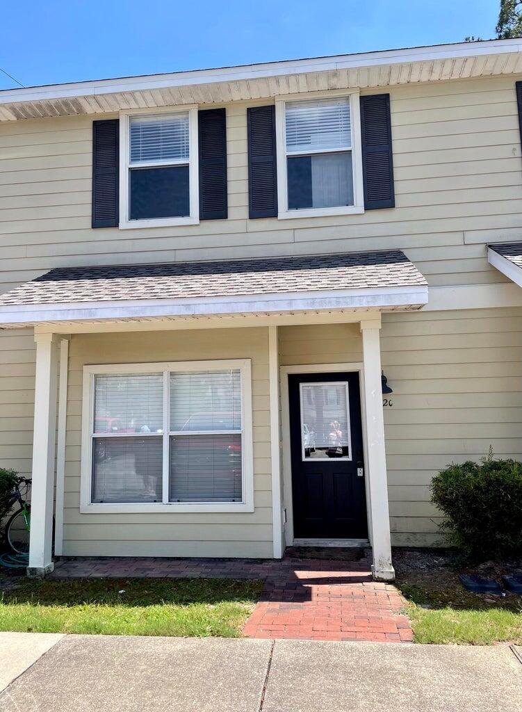 15284 331 Business, UNIT 12C