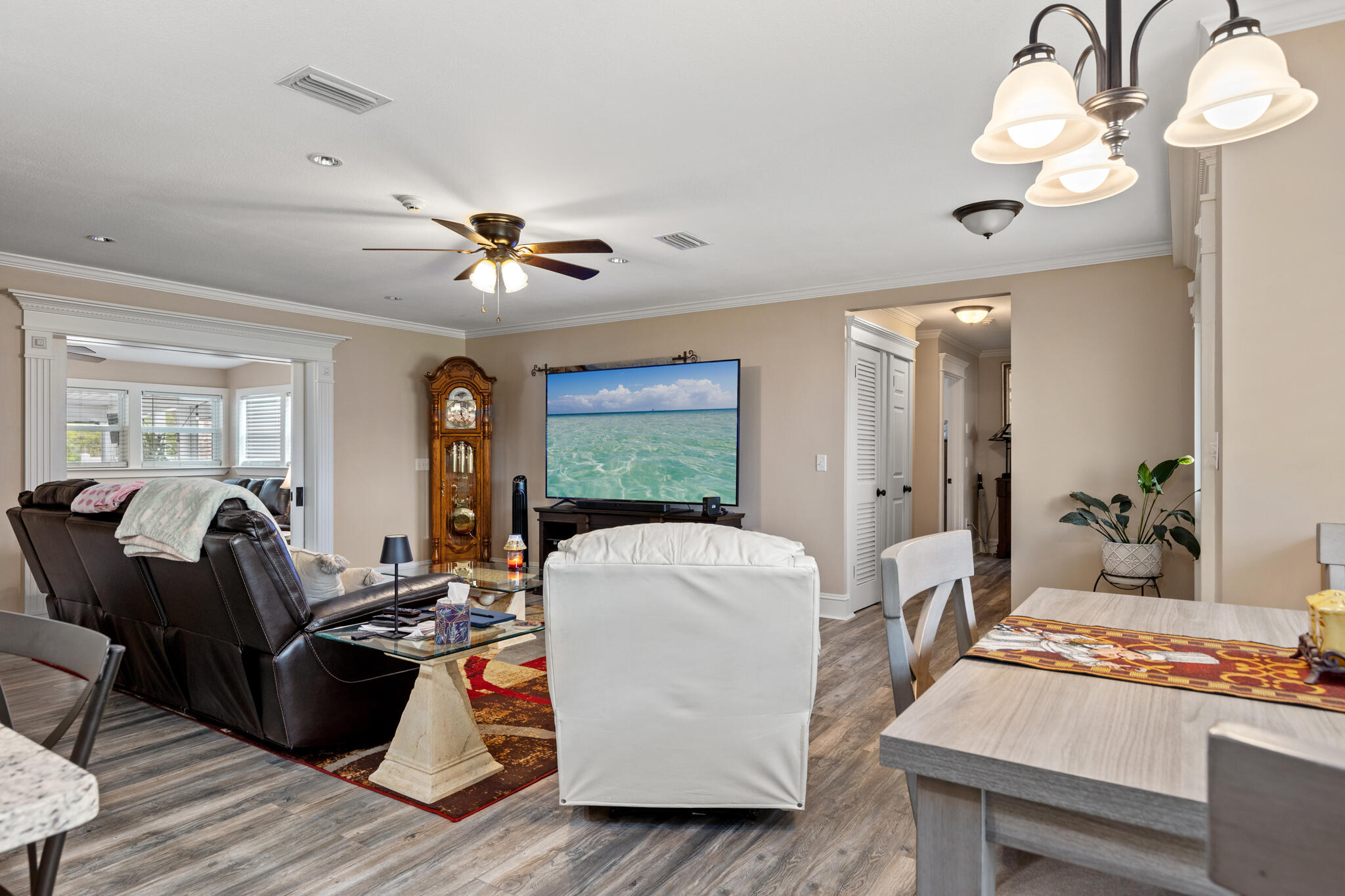 16401 Castile Avenue