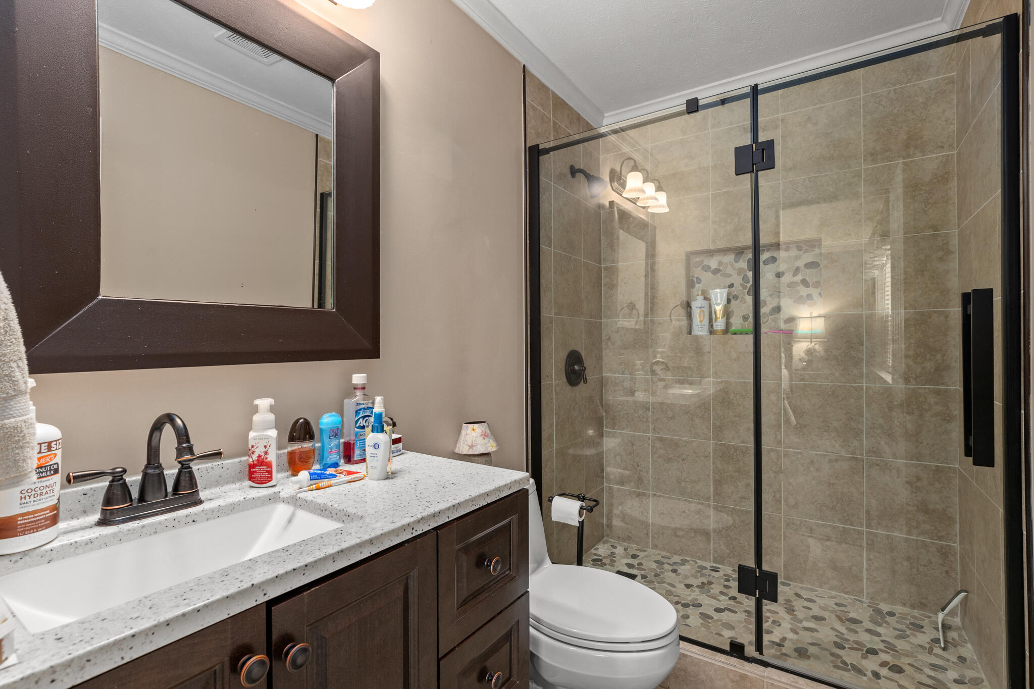 16401 Castile Avenue