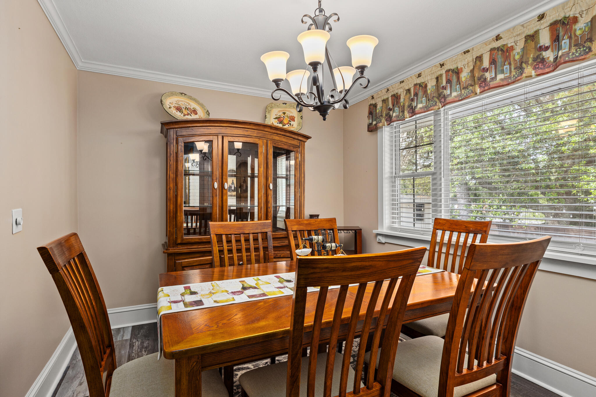 16401 Castile Avenue