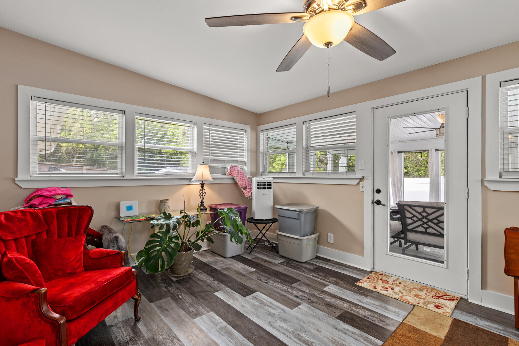 16401 Castile Avenue