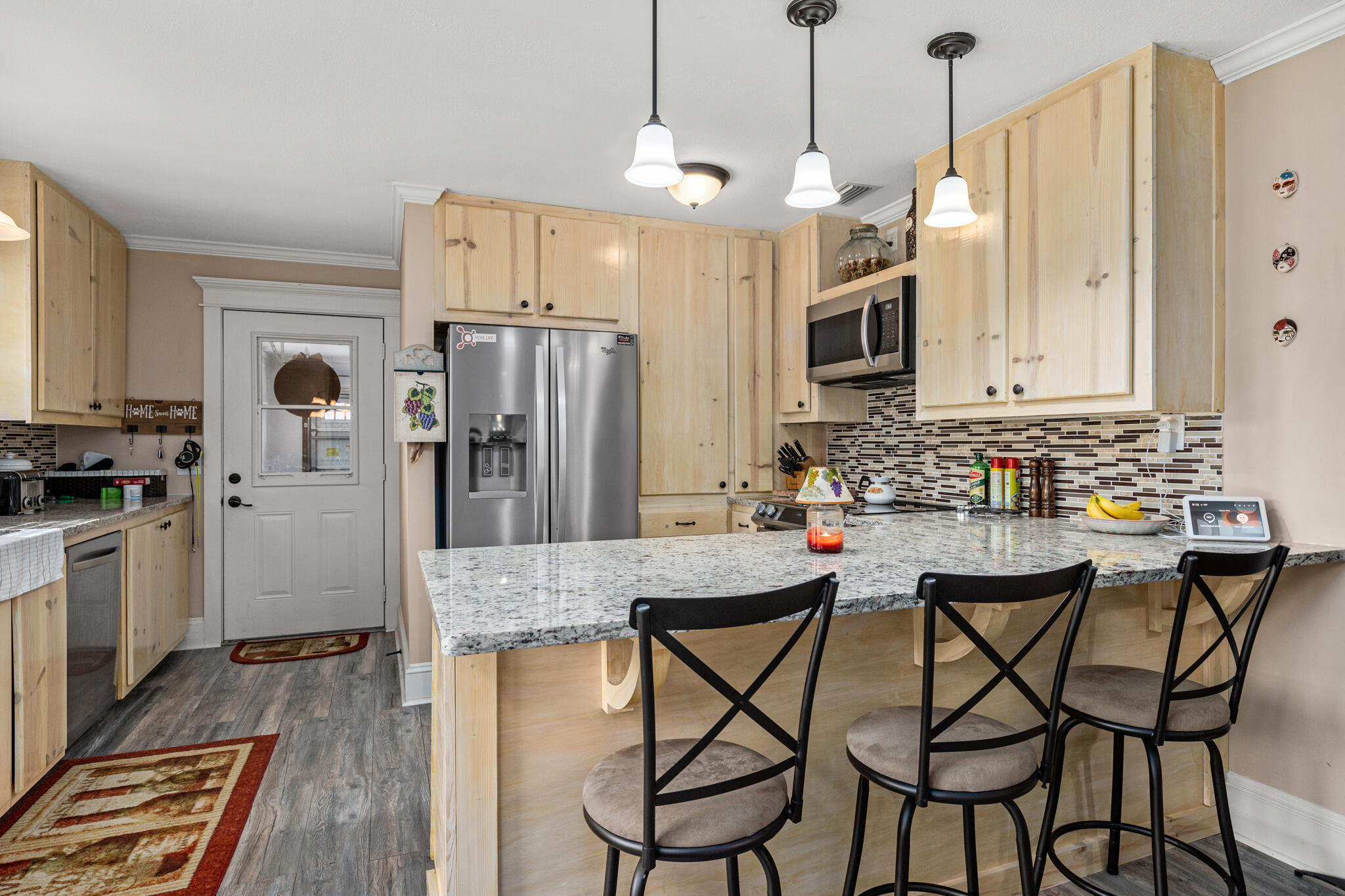 16401 Castile Avenue