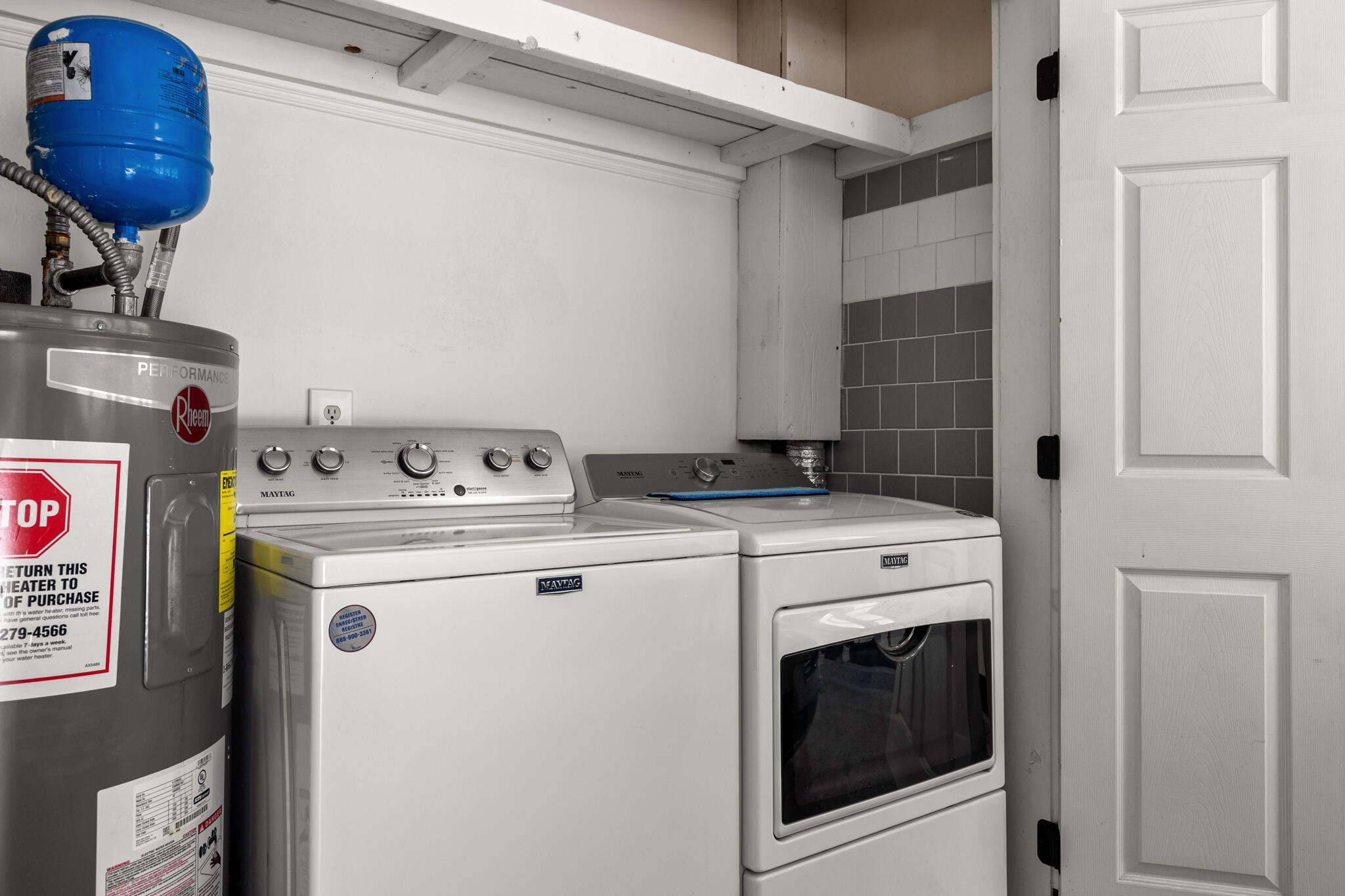 16401 Castile Avenue