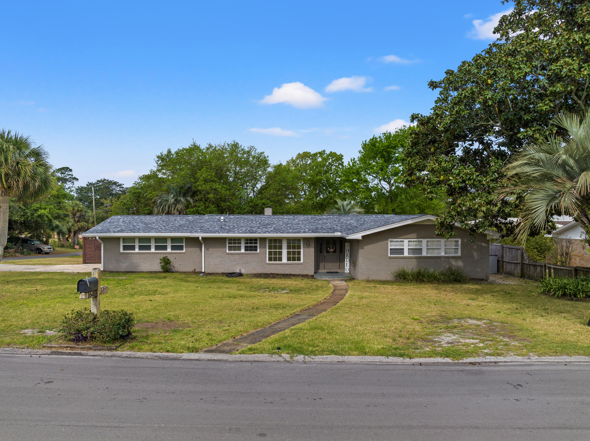 16401 Castile Avenue