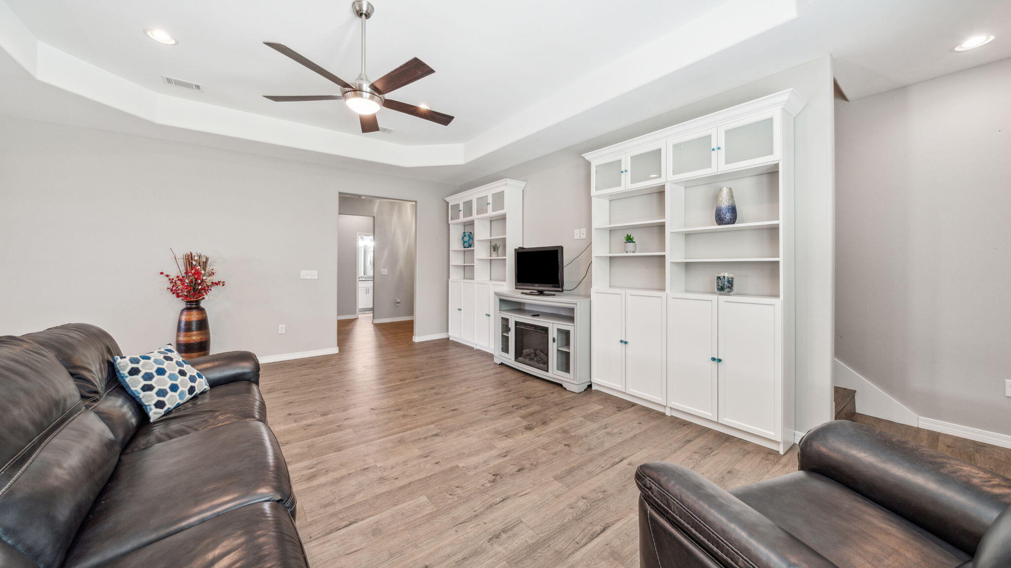 521 Shelter Cove Drive