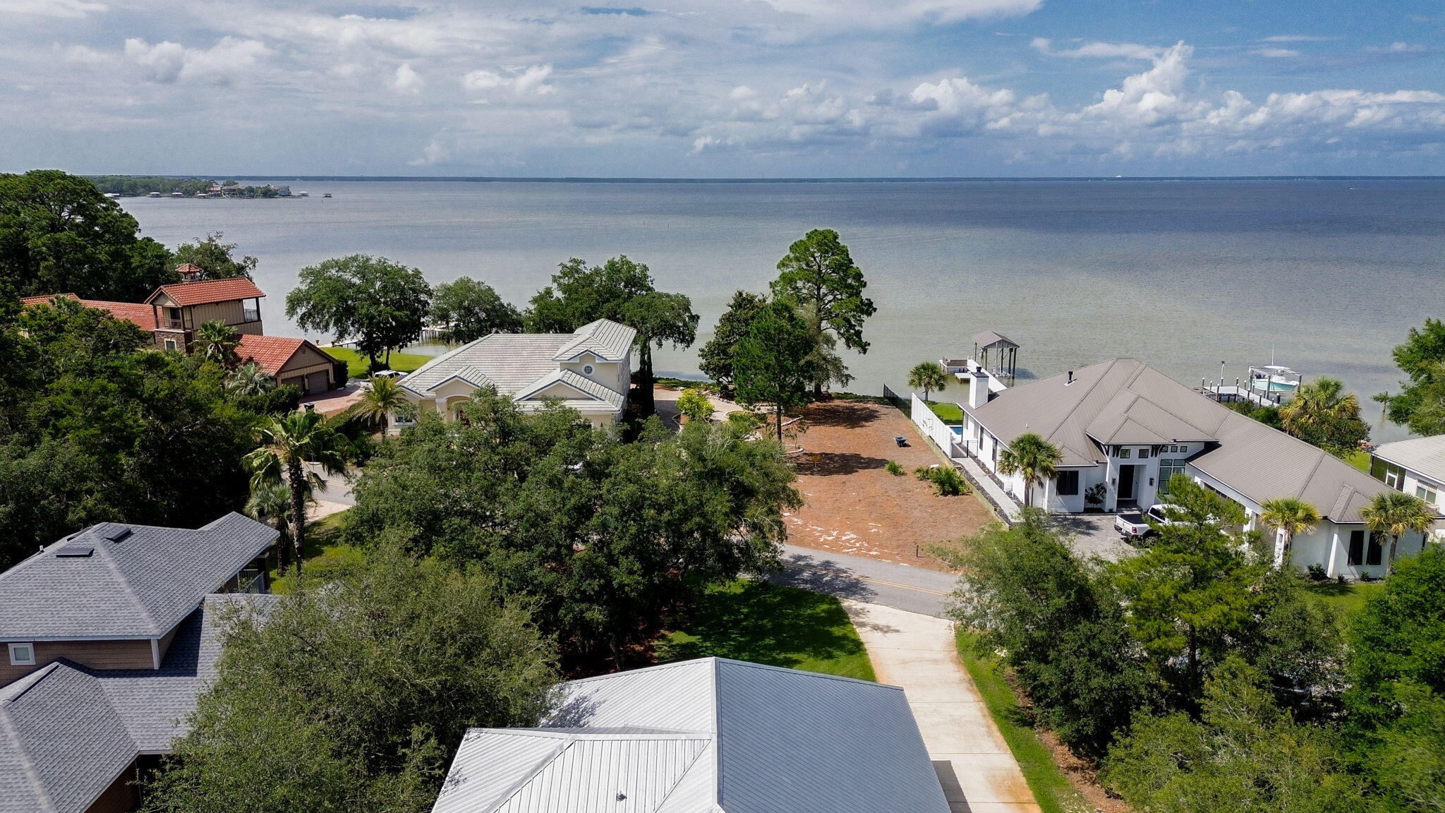 521 Shelter Cove Drive