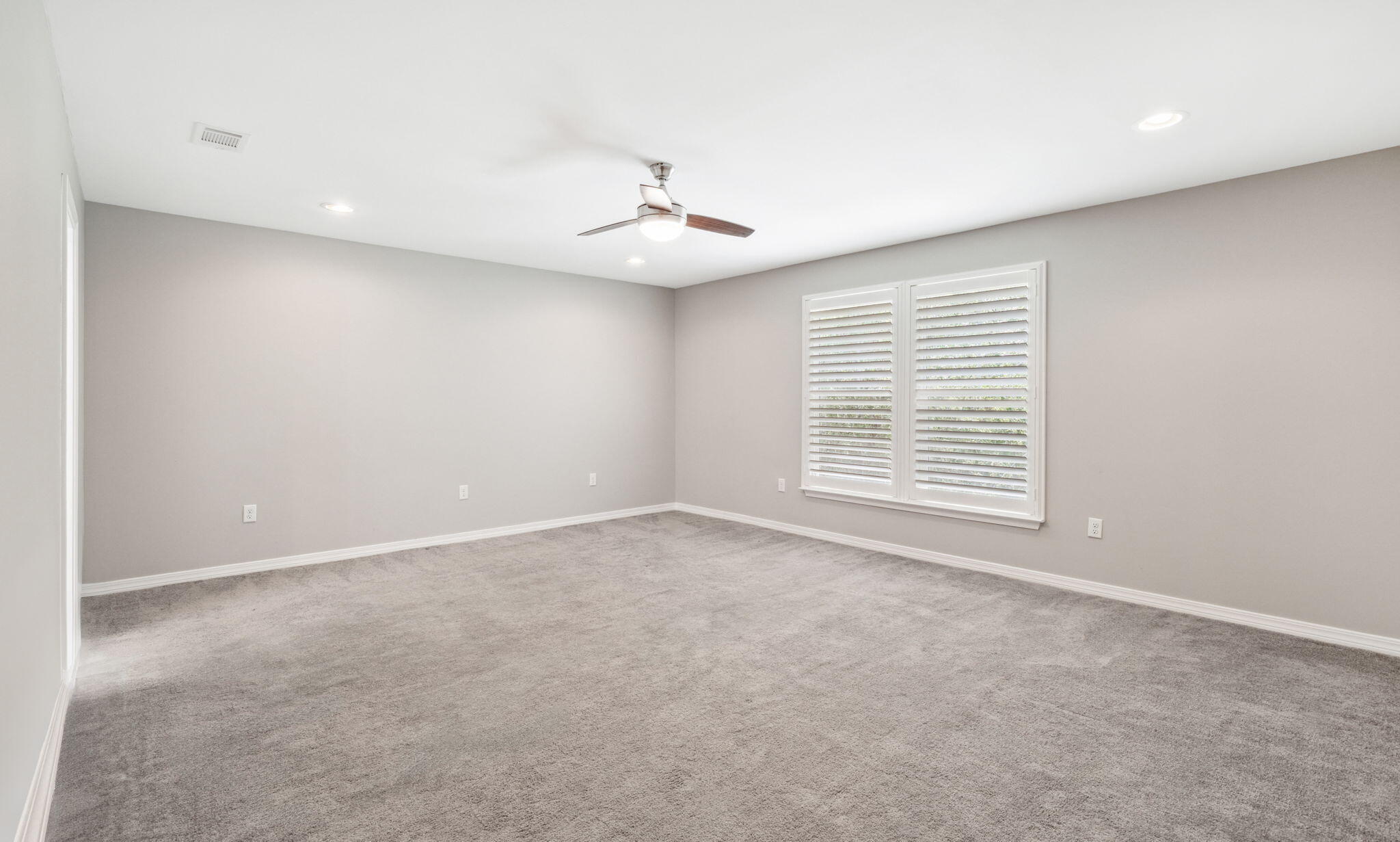 521 Shelter Cove Drive