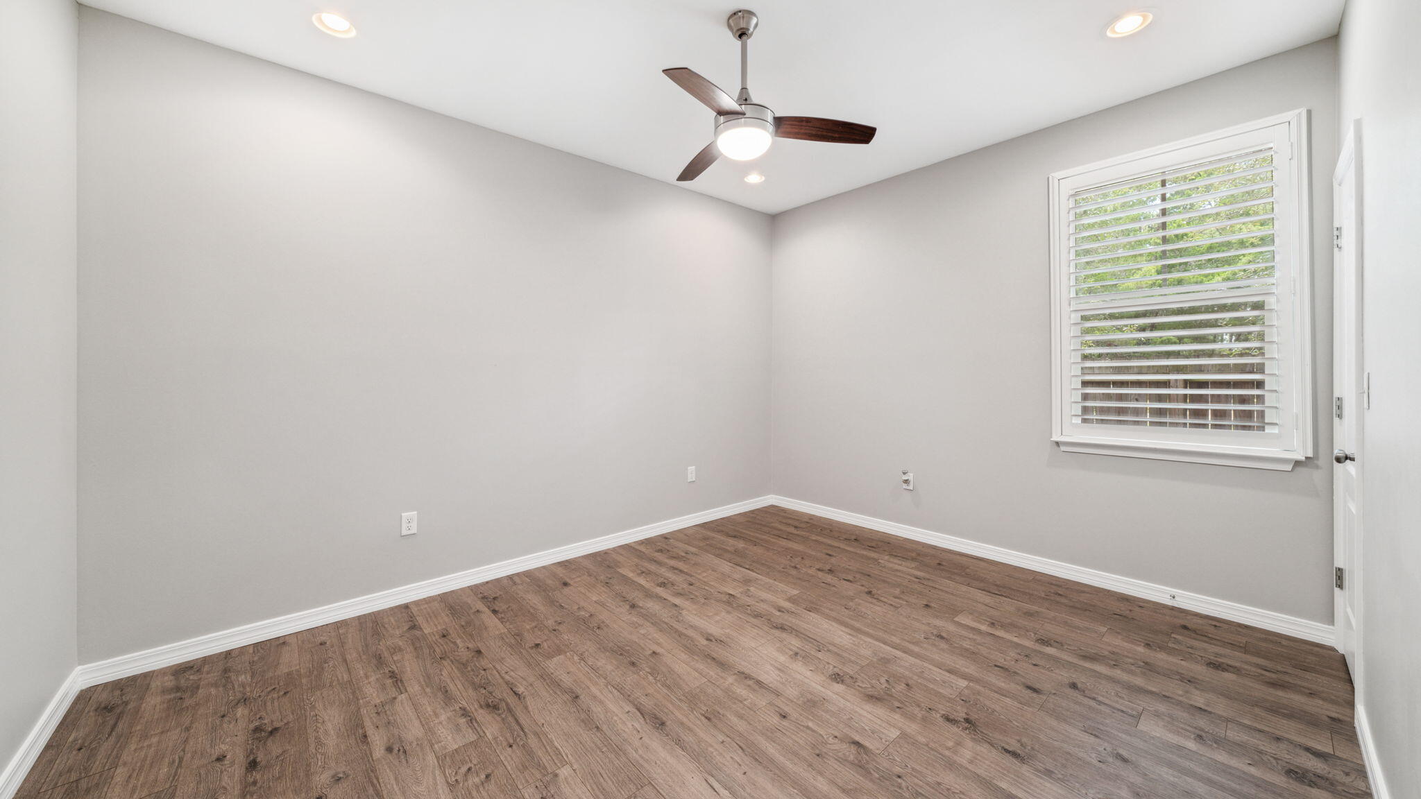 521 Shelter Cove Drive