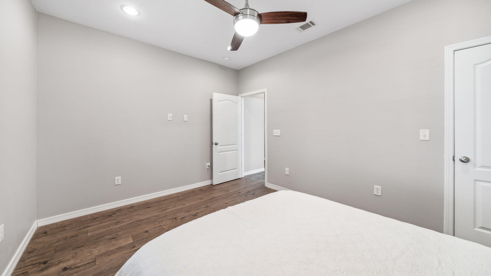 521 Shelter Cove Drive