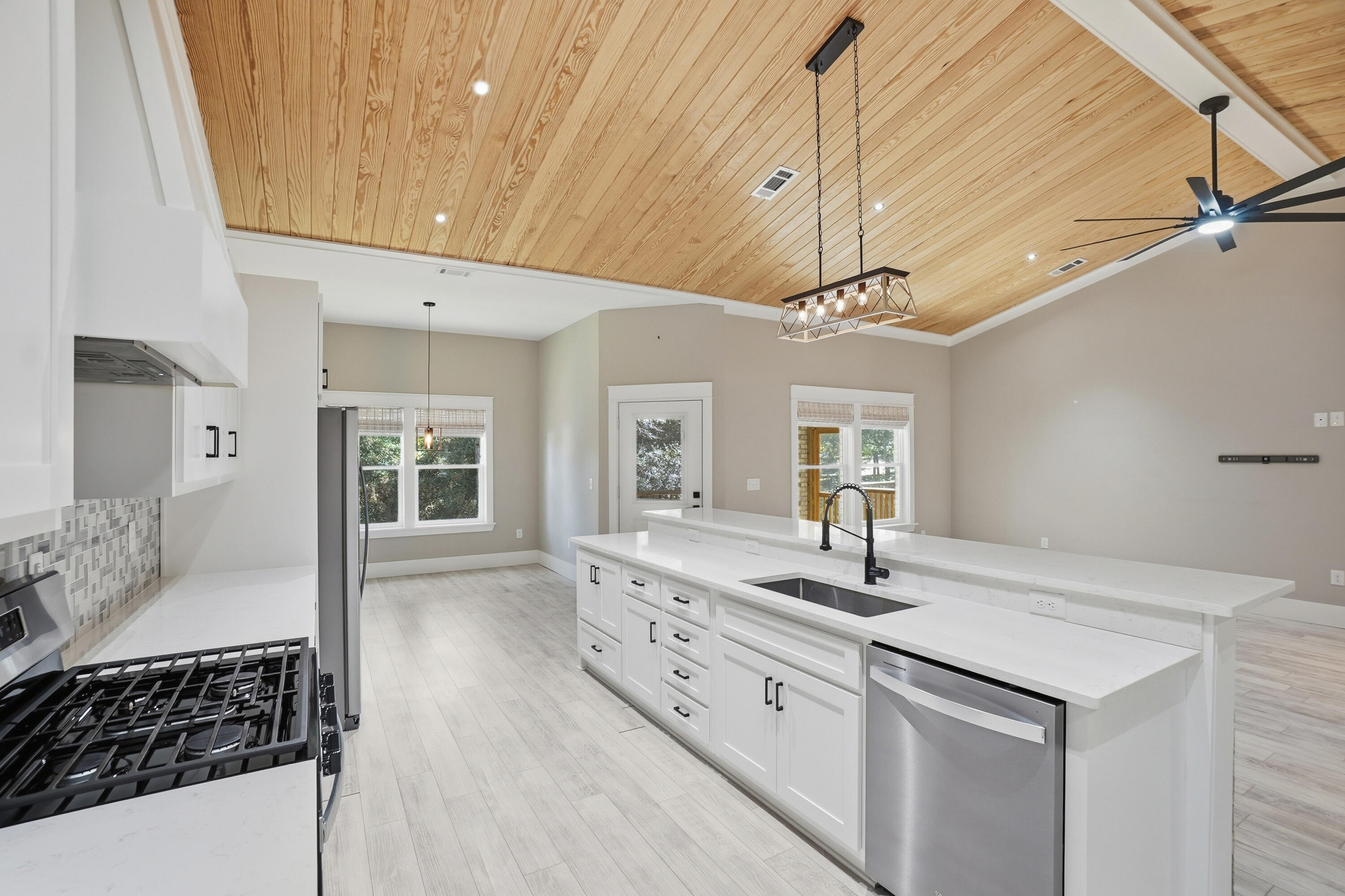 100 Hidden Lakes Trail, DeFuniak Springs