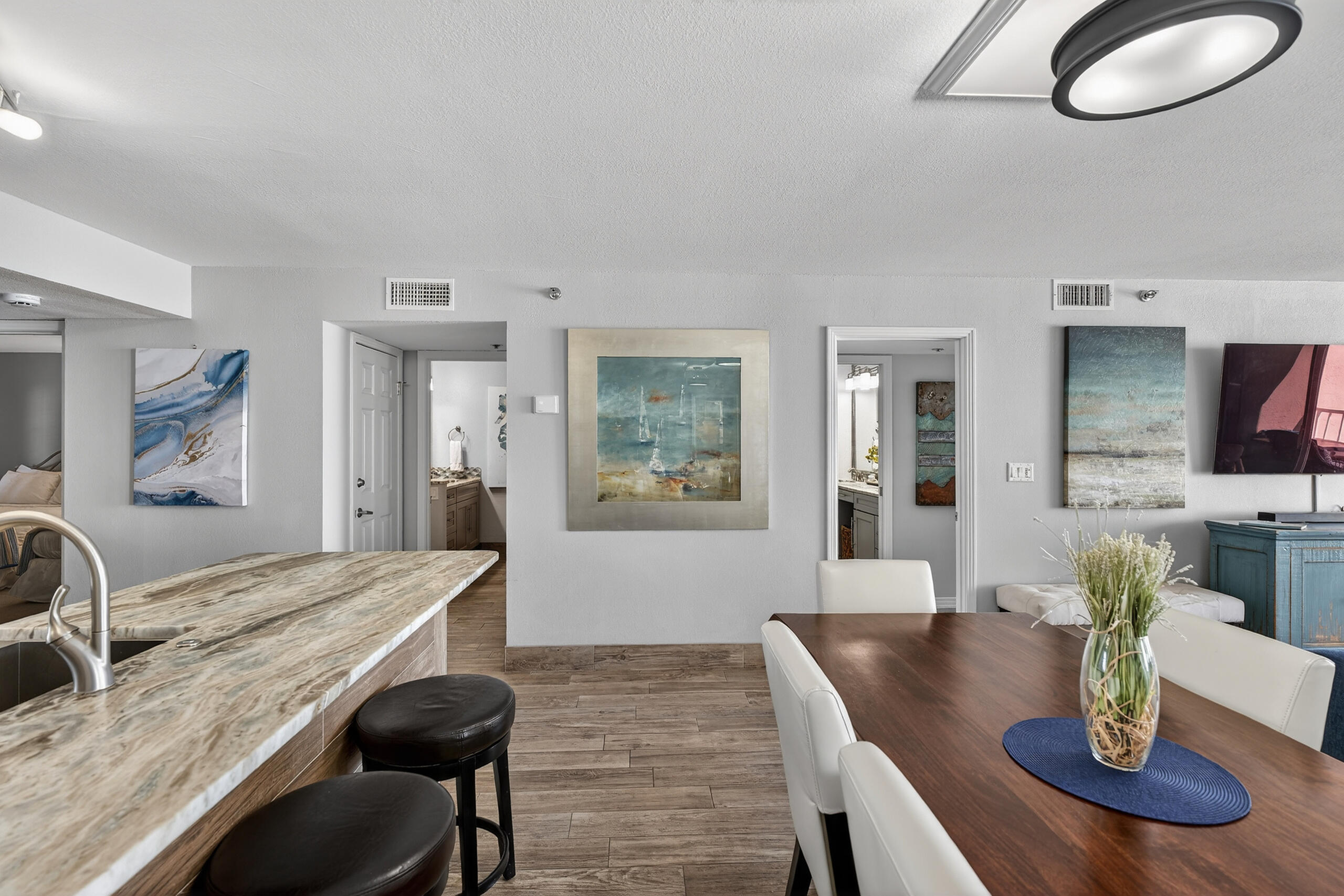 9815 Us Highway 98 # A402