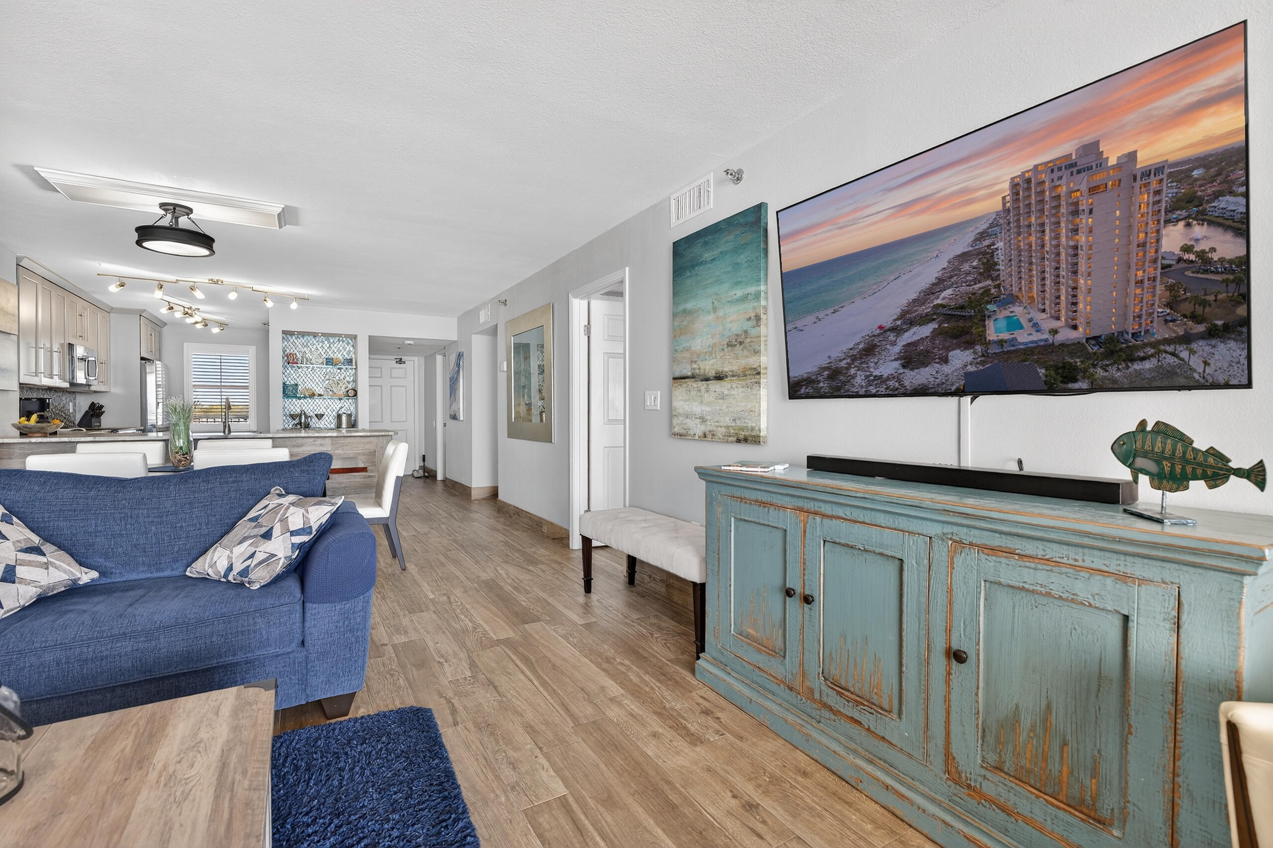 9815 Us Highway 98 # A402