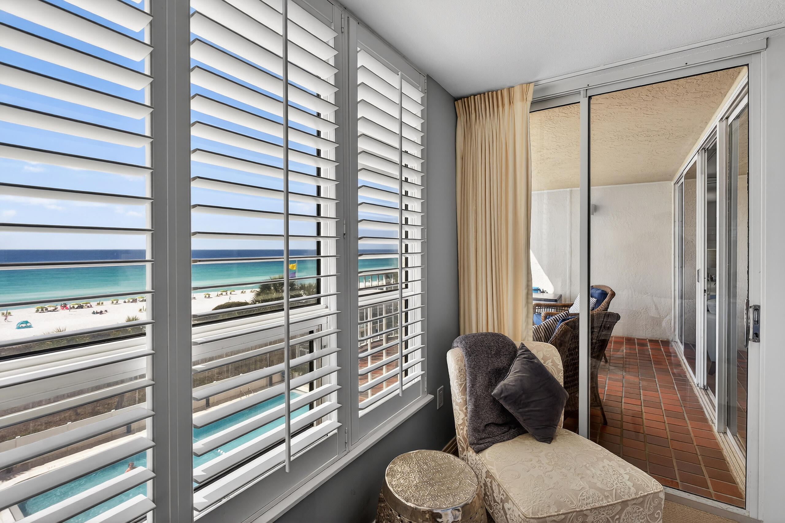 9815 Us Highway 98 # A402