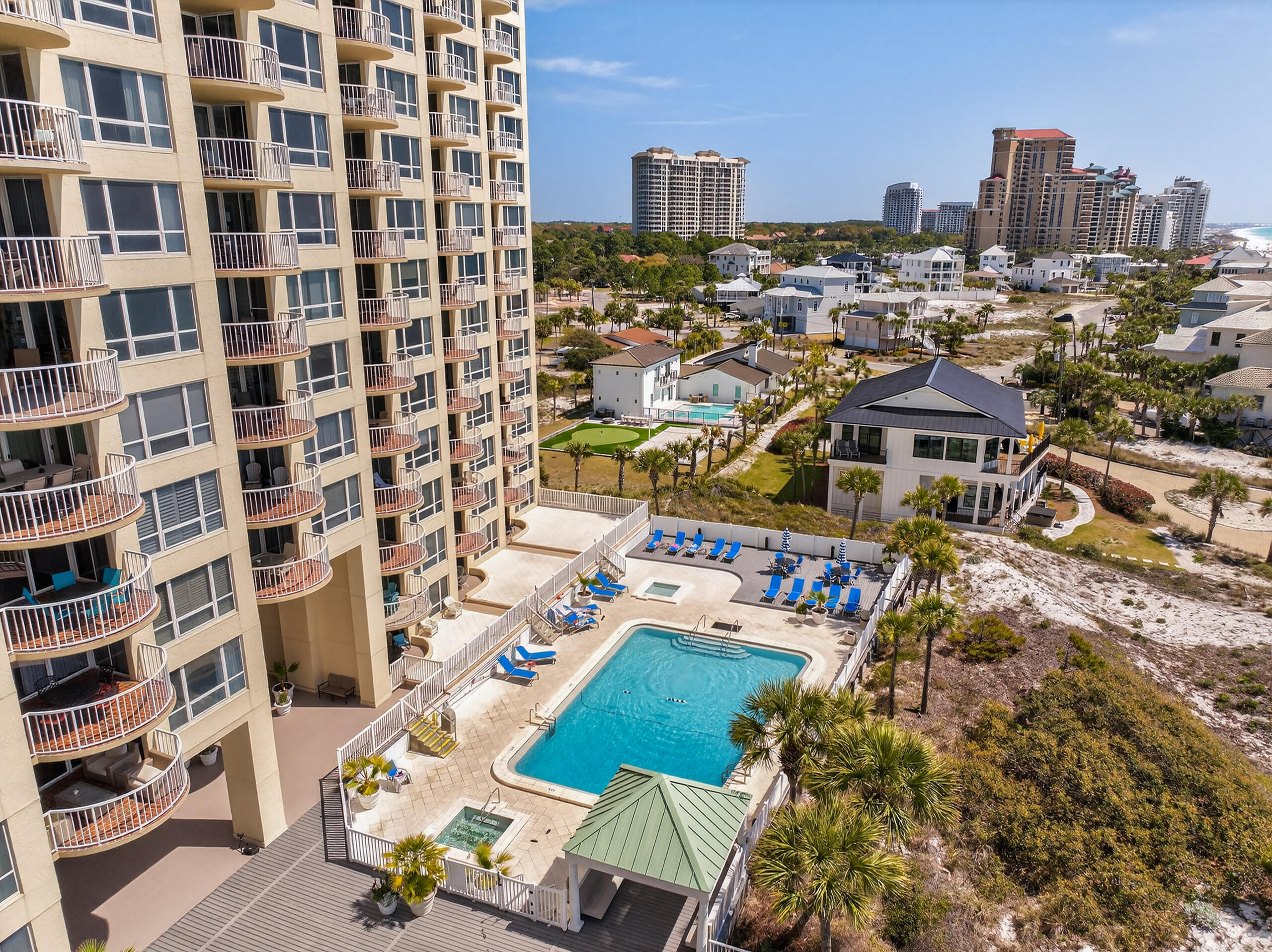 9815 Us Highway 98 # A402