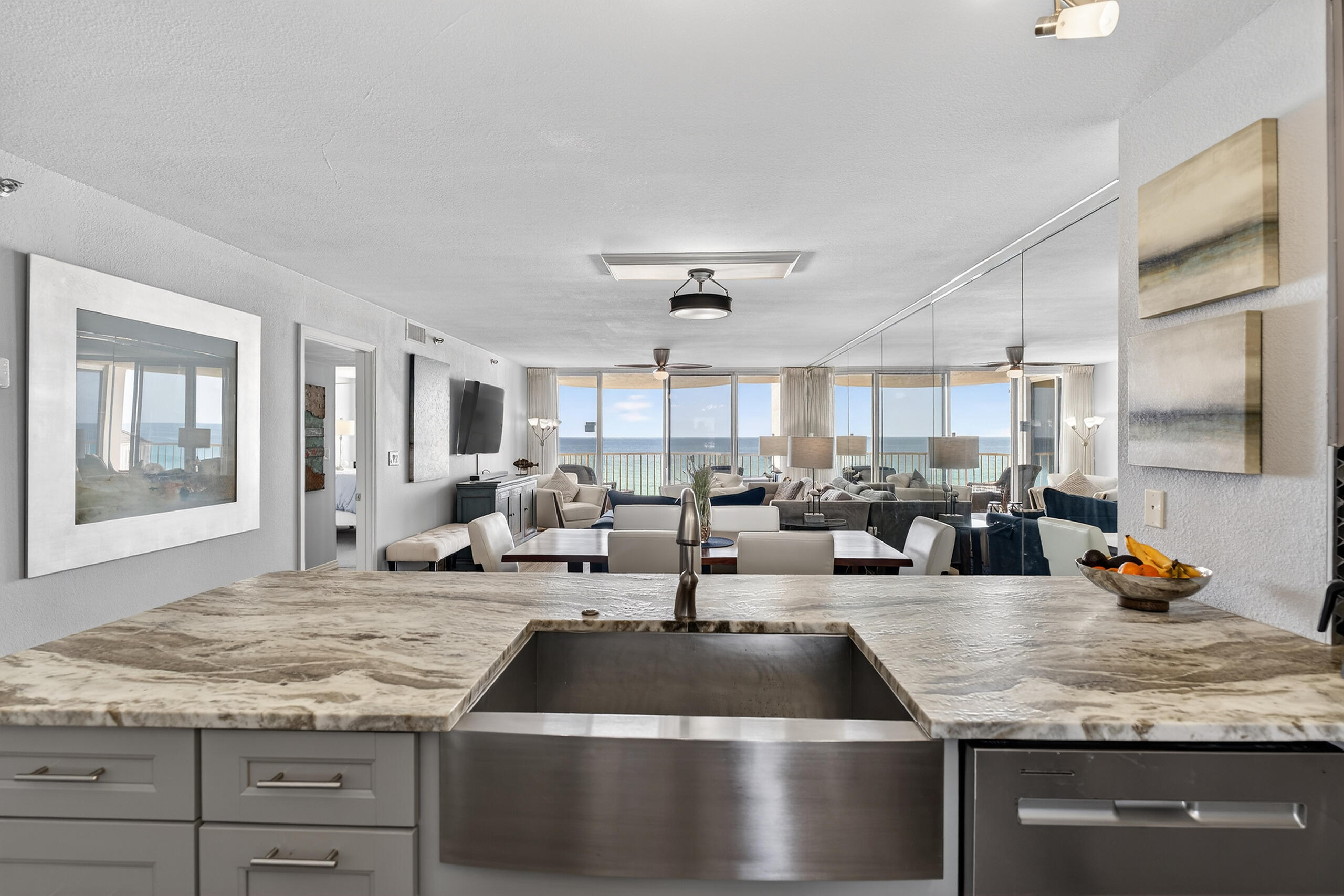 9815 Us Highway 98 # A402