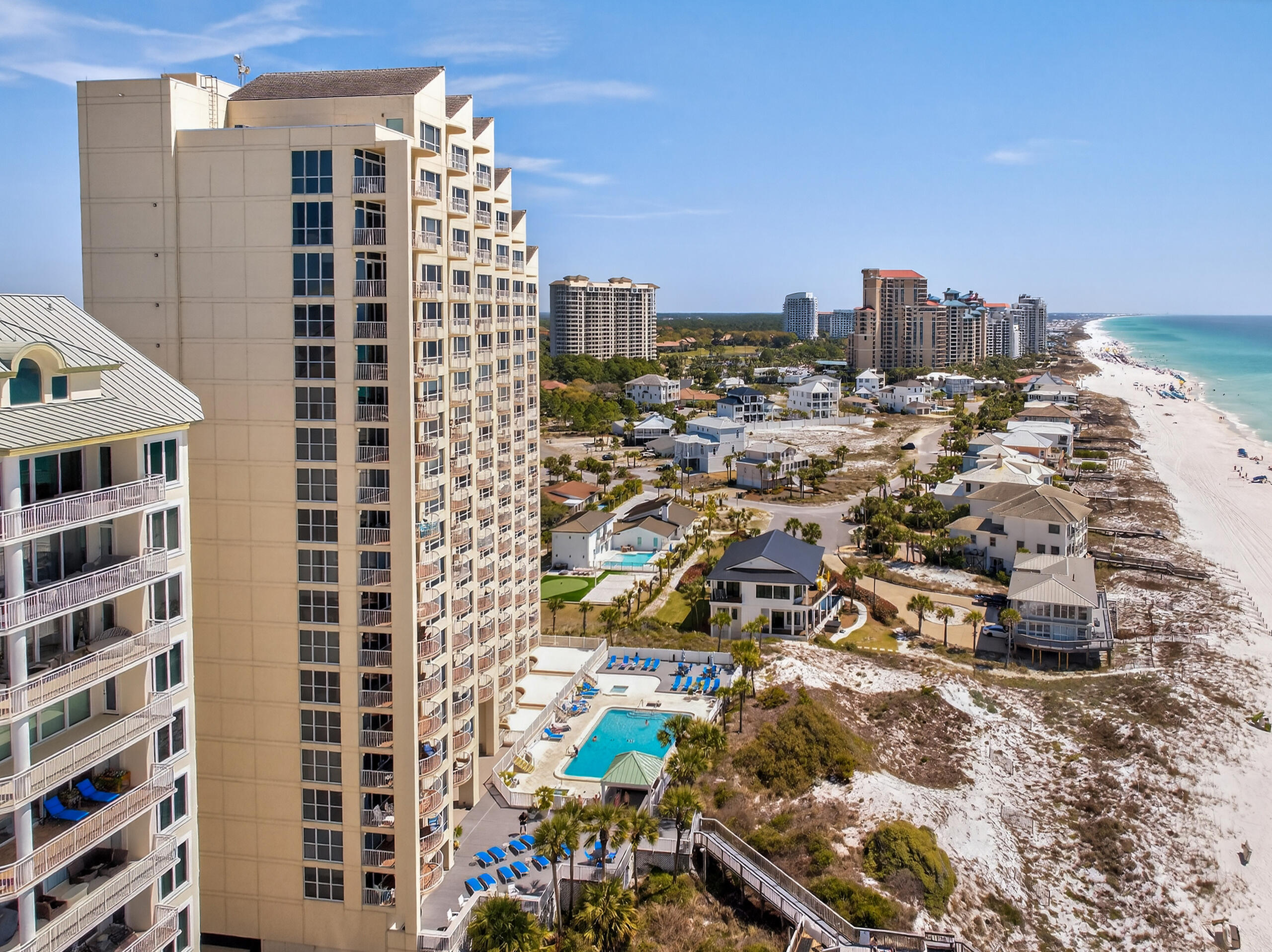 9815 Us Highway 98 # A402