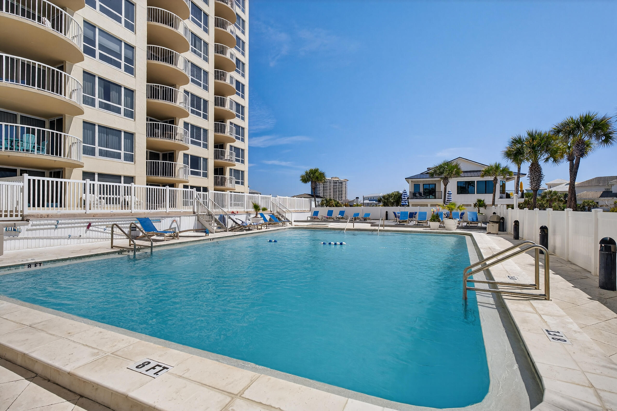 9815 Us Highway 98 # A402