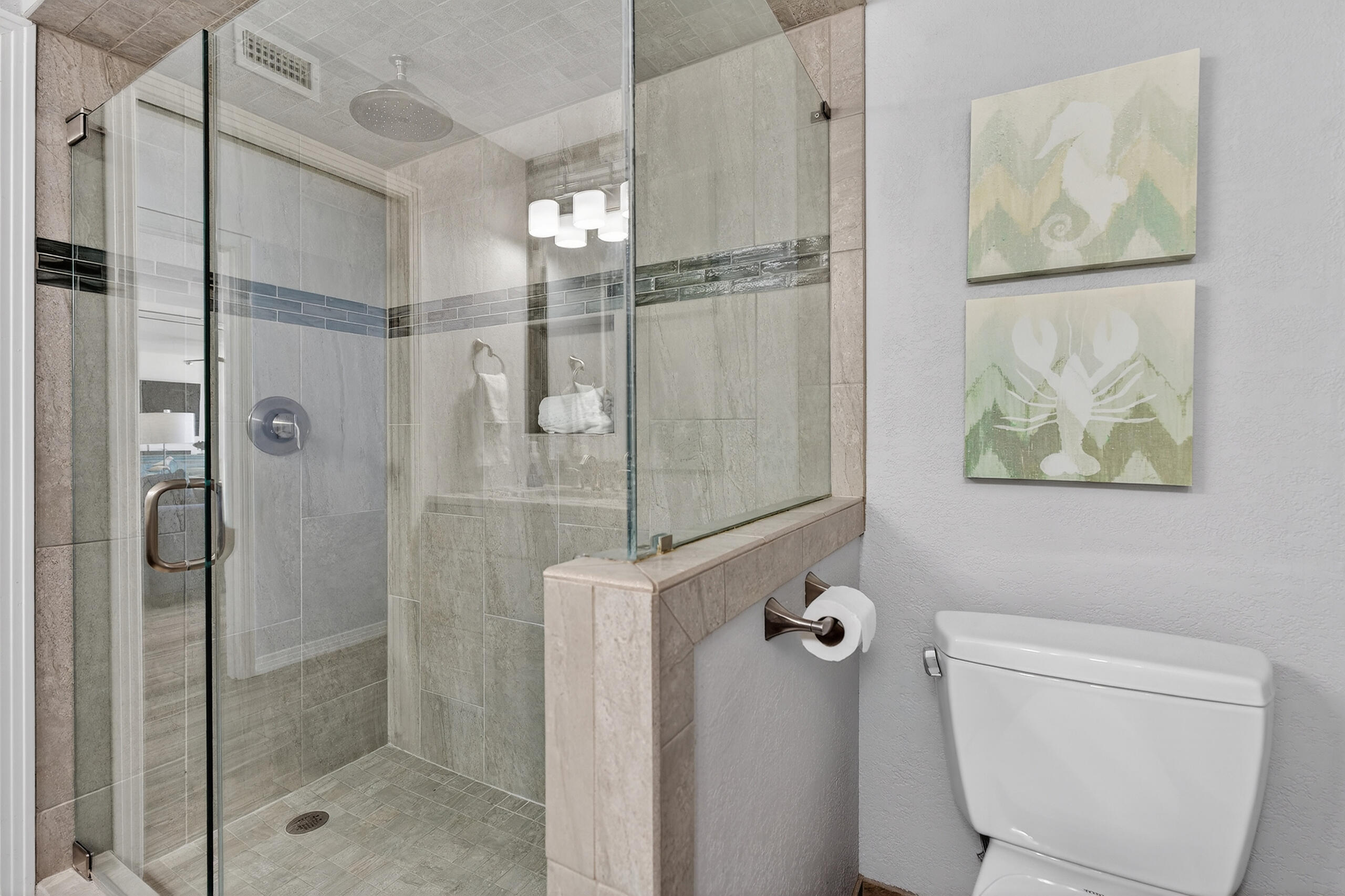 9815 Us Highway 98 # A402