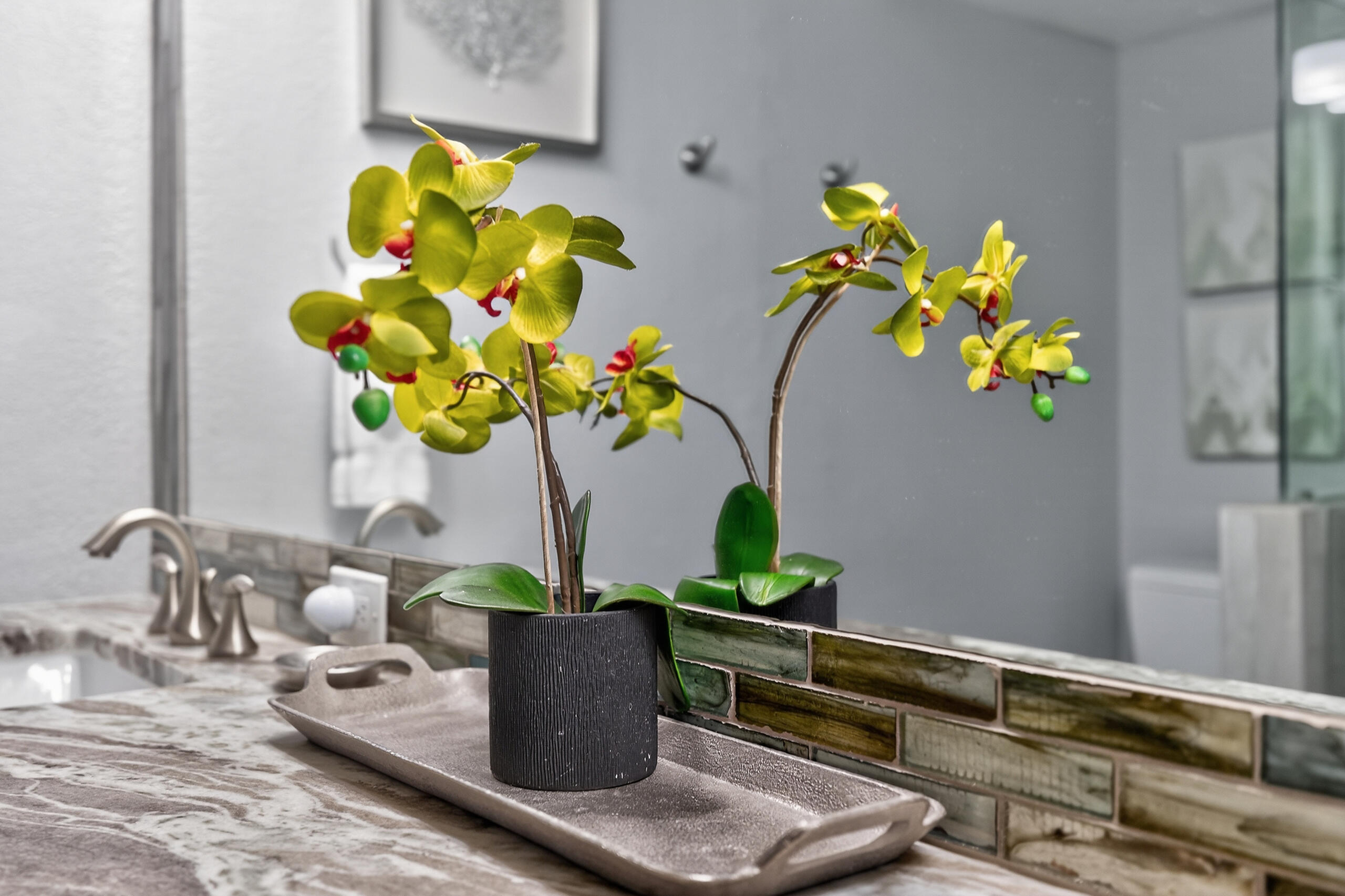 9815 Us Highway 98 # A402