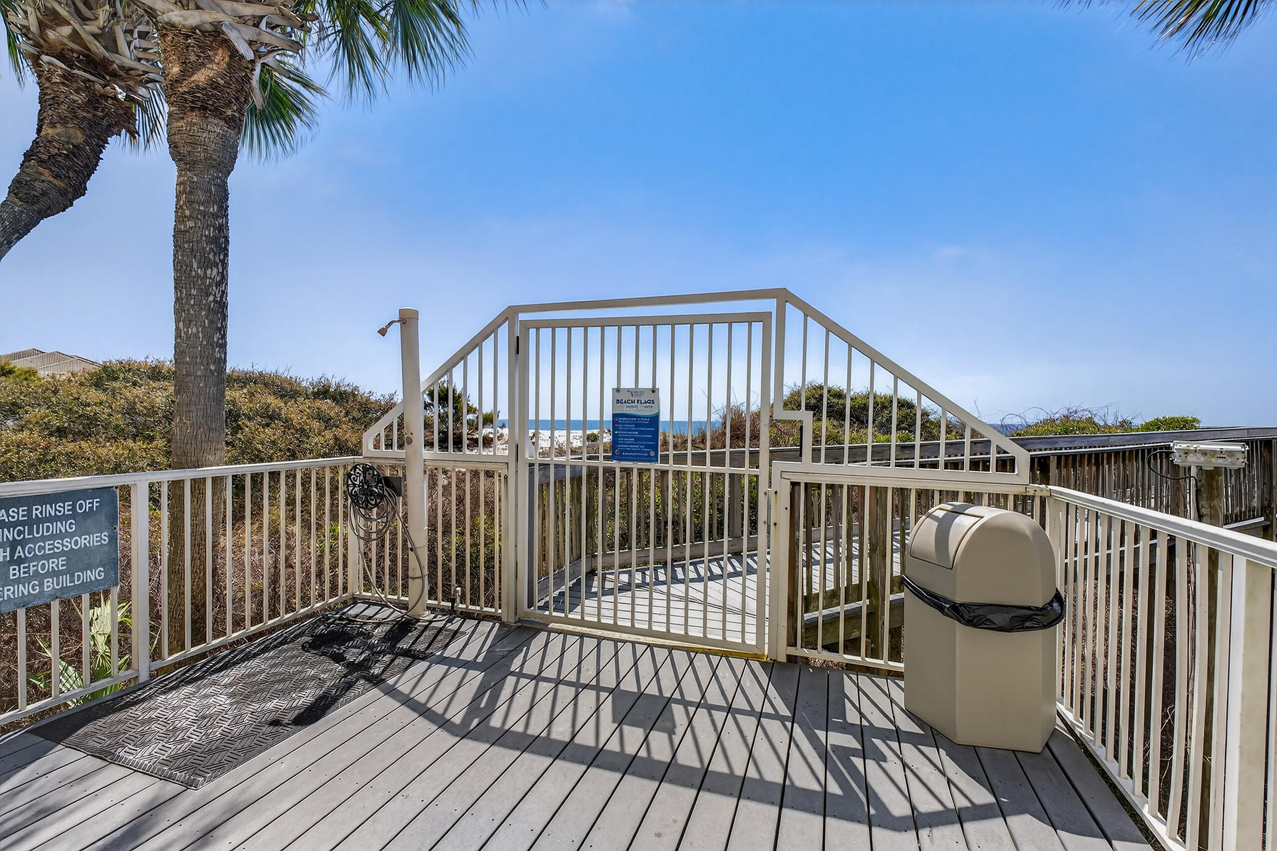 9815 Us Highway 98 # A402