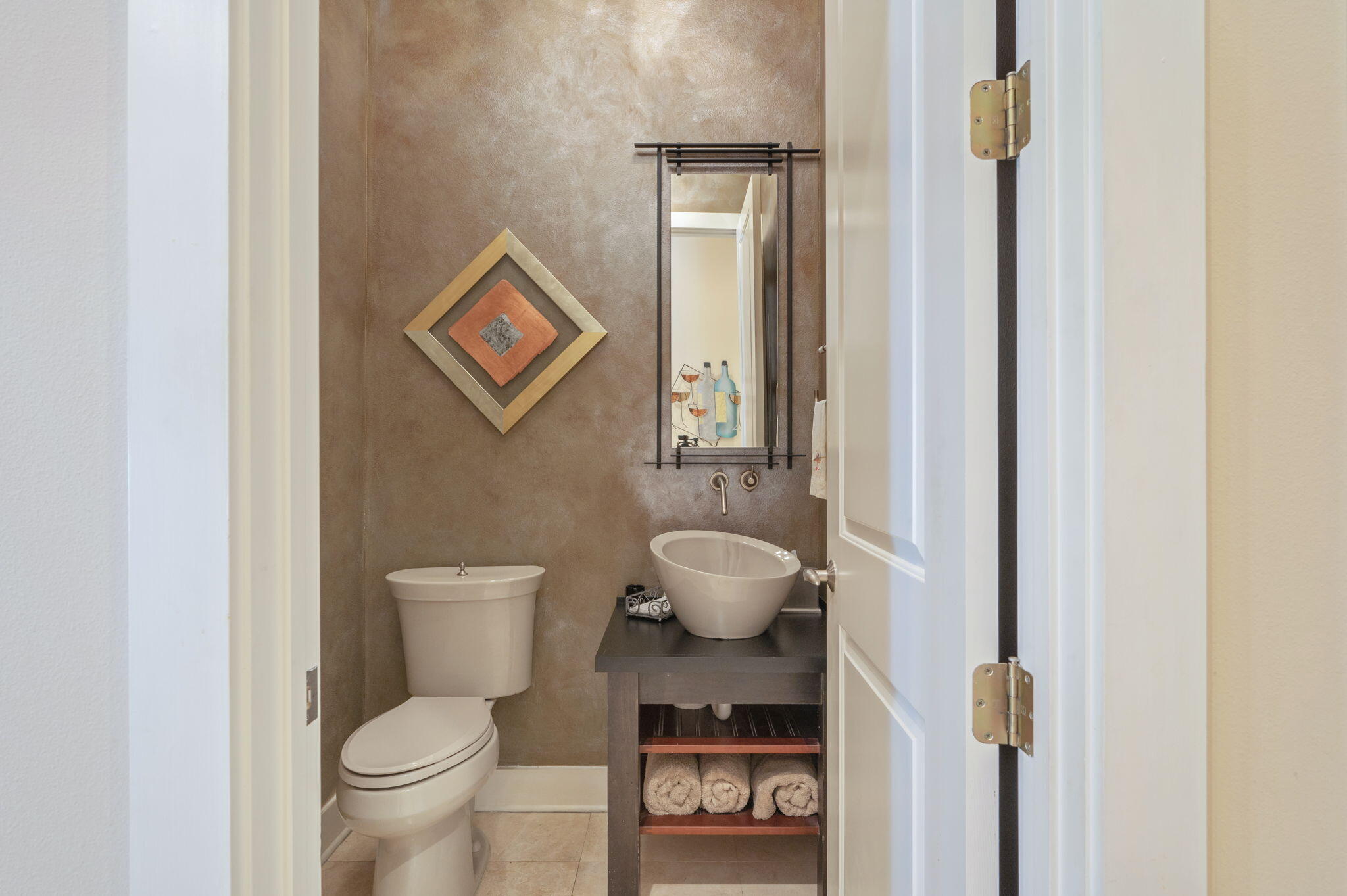 2943 Pine Valley Drive