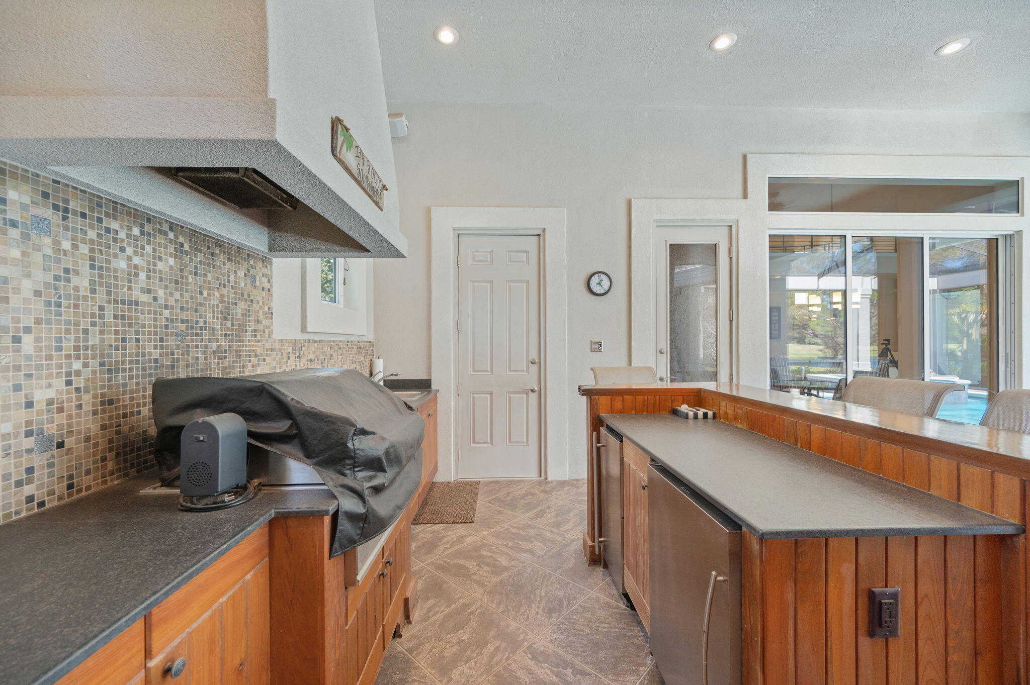 2943 Pine Valley Drive