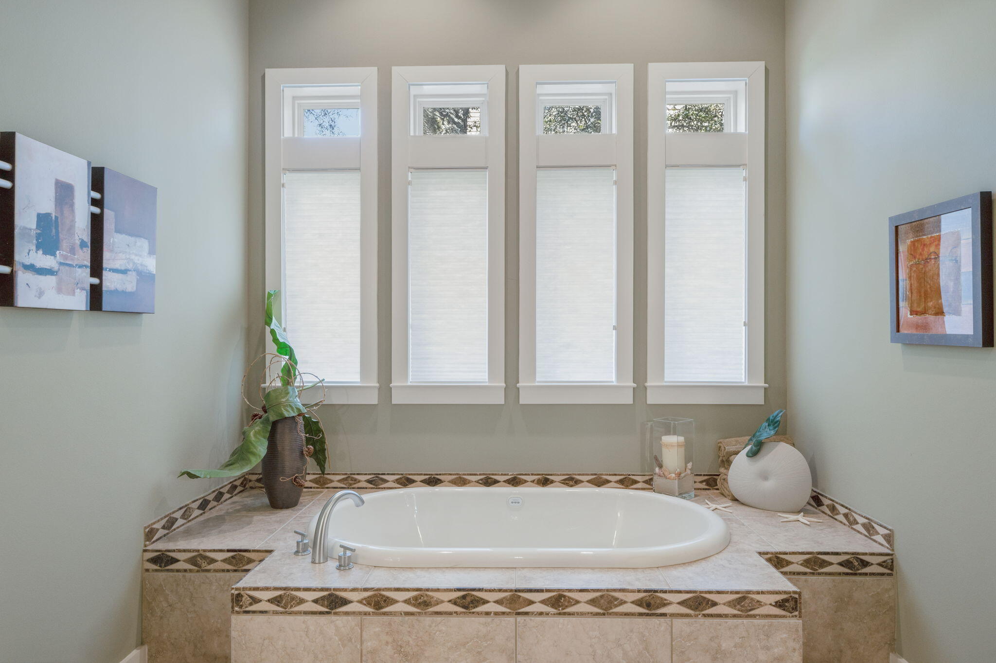 2943 Pine Valley Drive