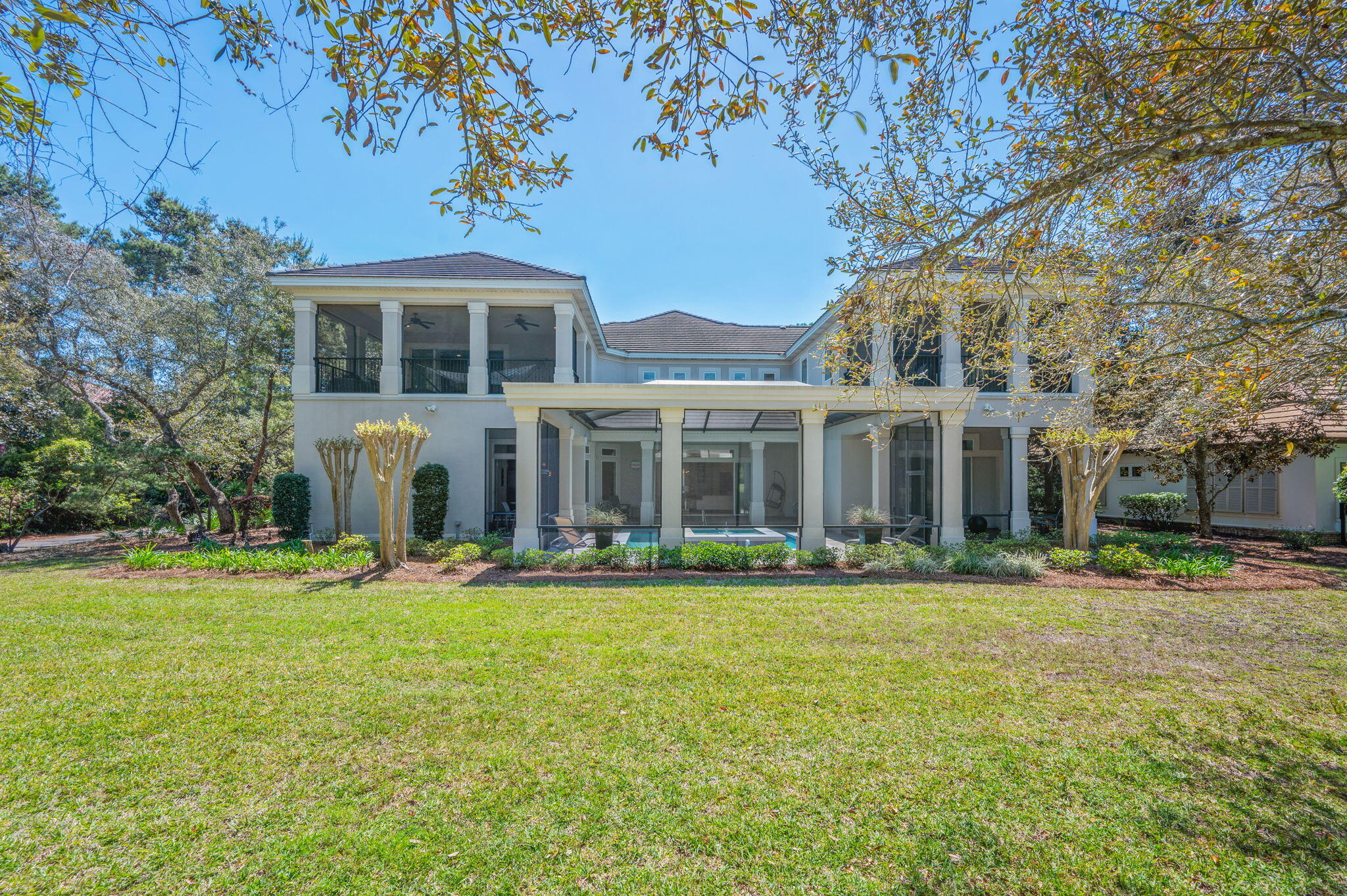 2943 Pine Valley Drive