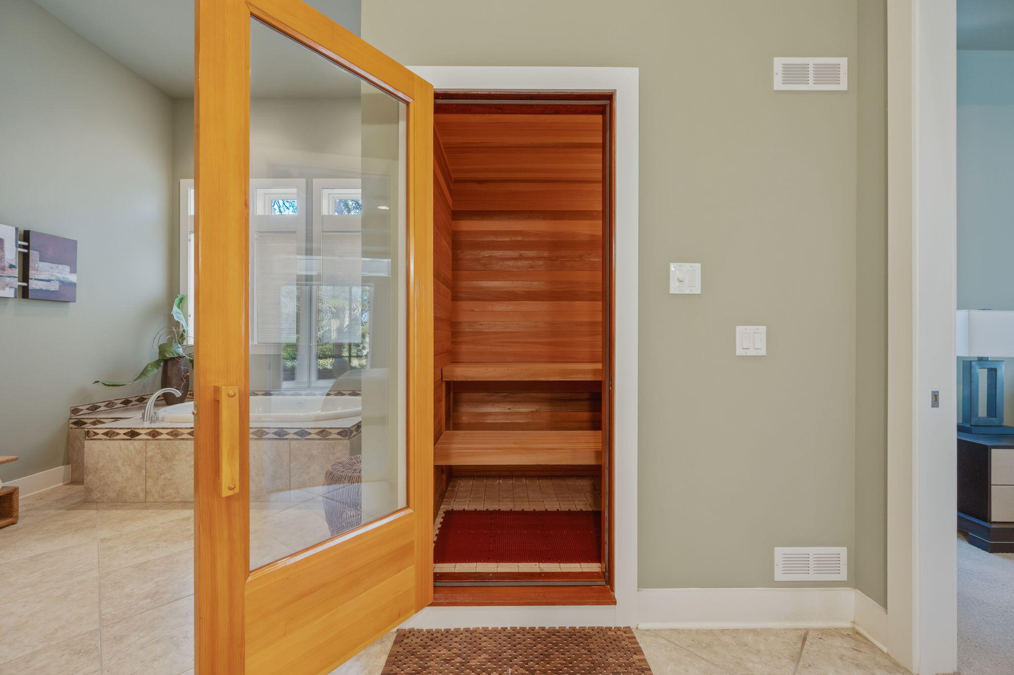 2943 Pine Valley Drive