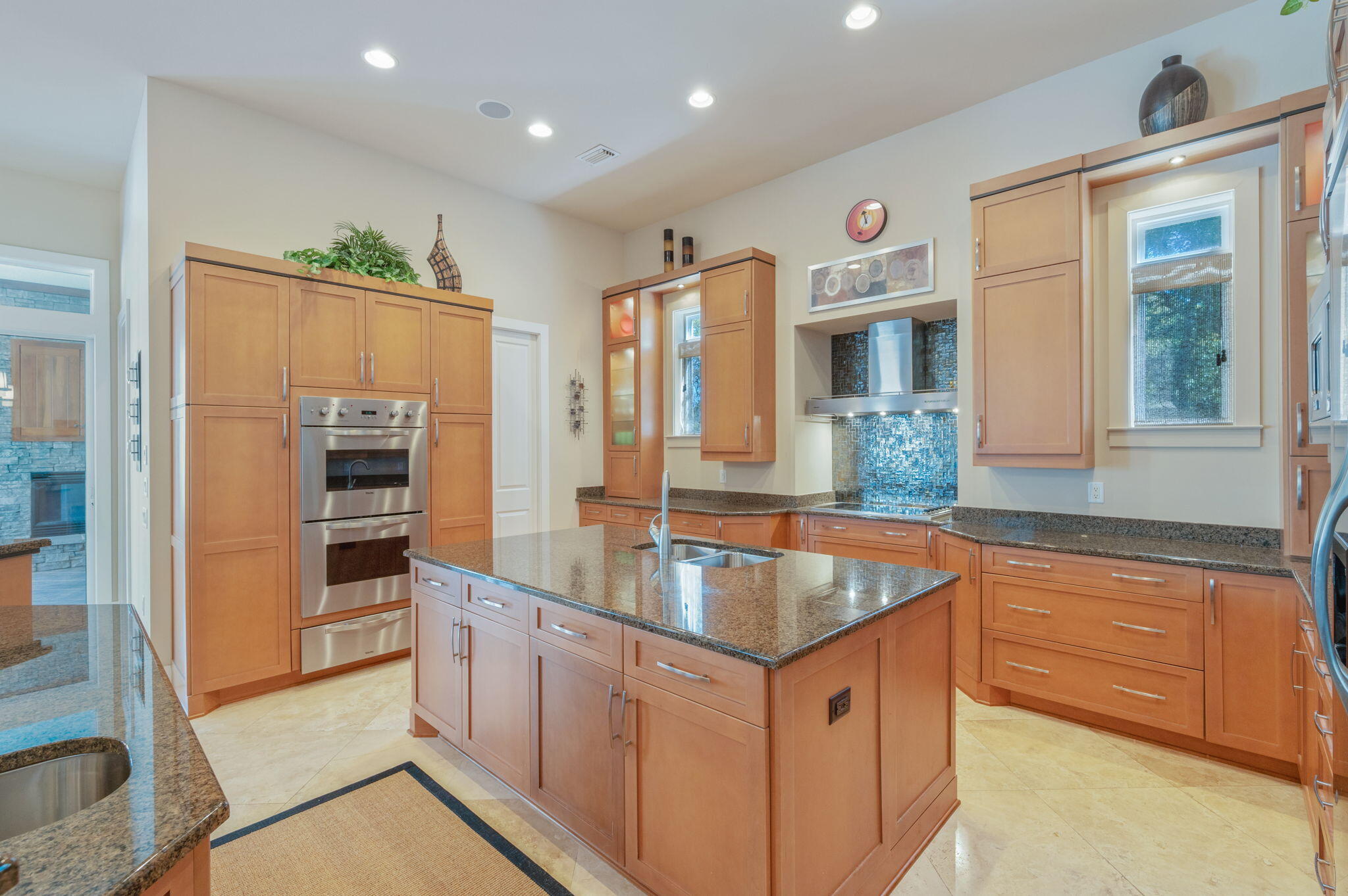 2943 Pine Valley Drive