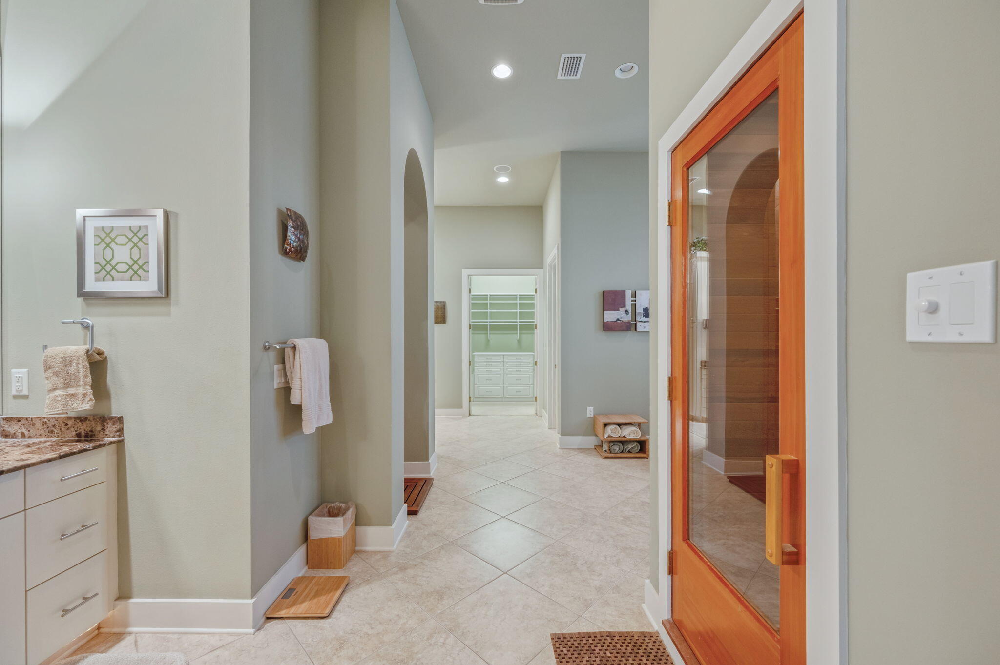 2943 Pine Valley Drive