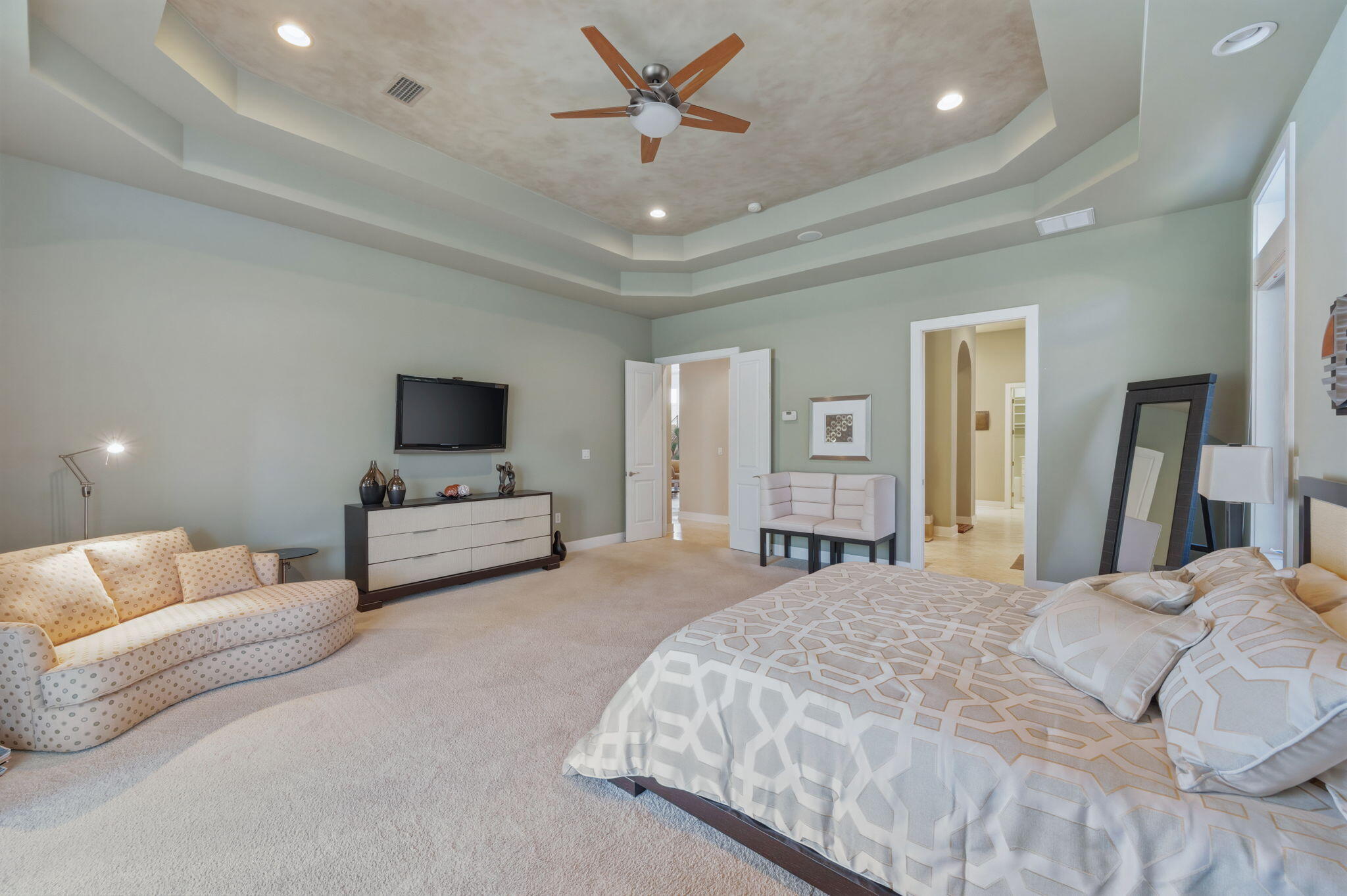 2943 Pine Valley Drive