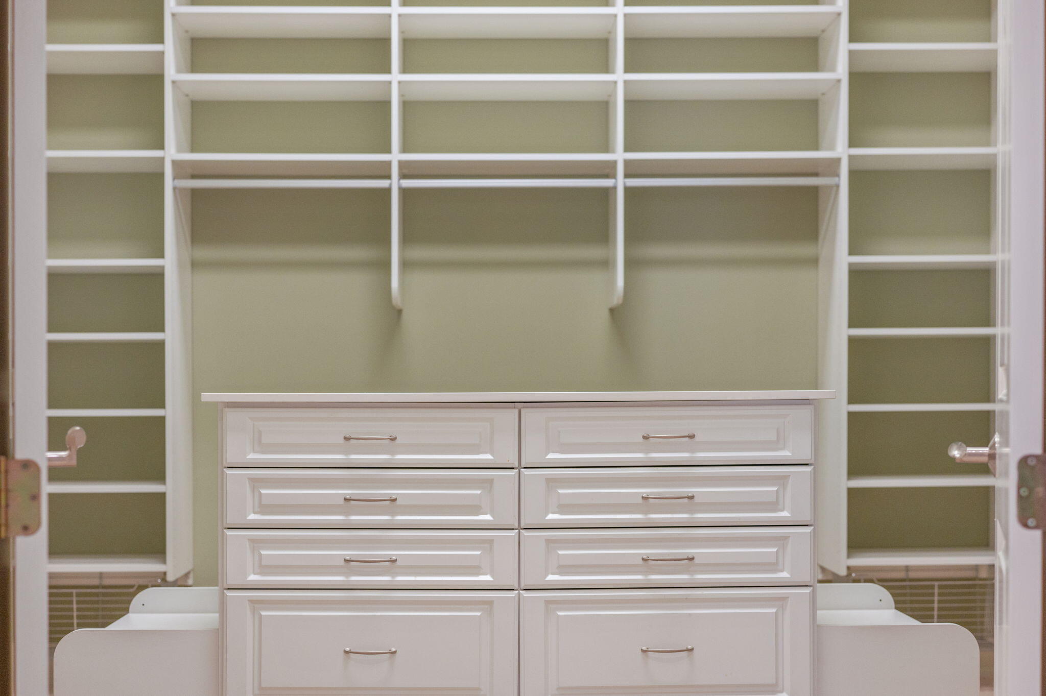 2943 Pine Valley Drive