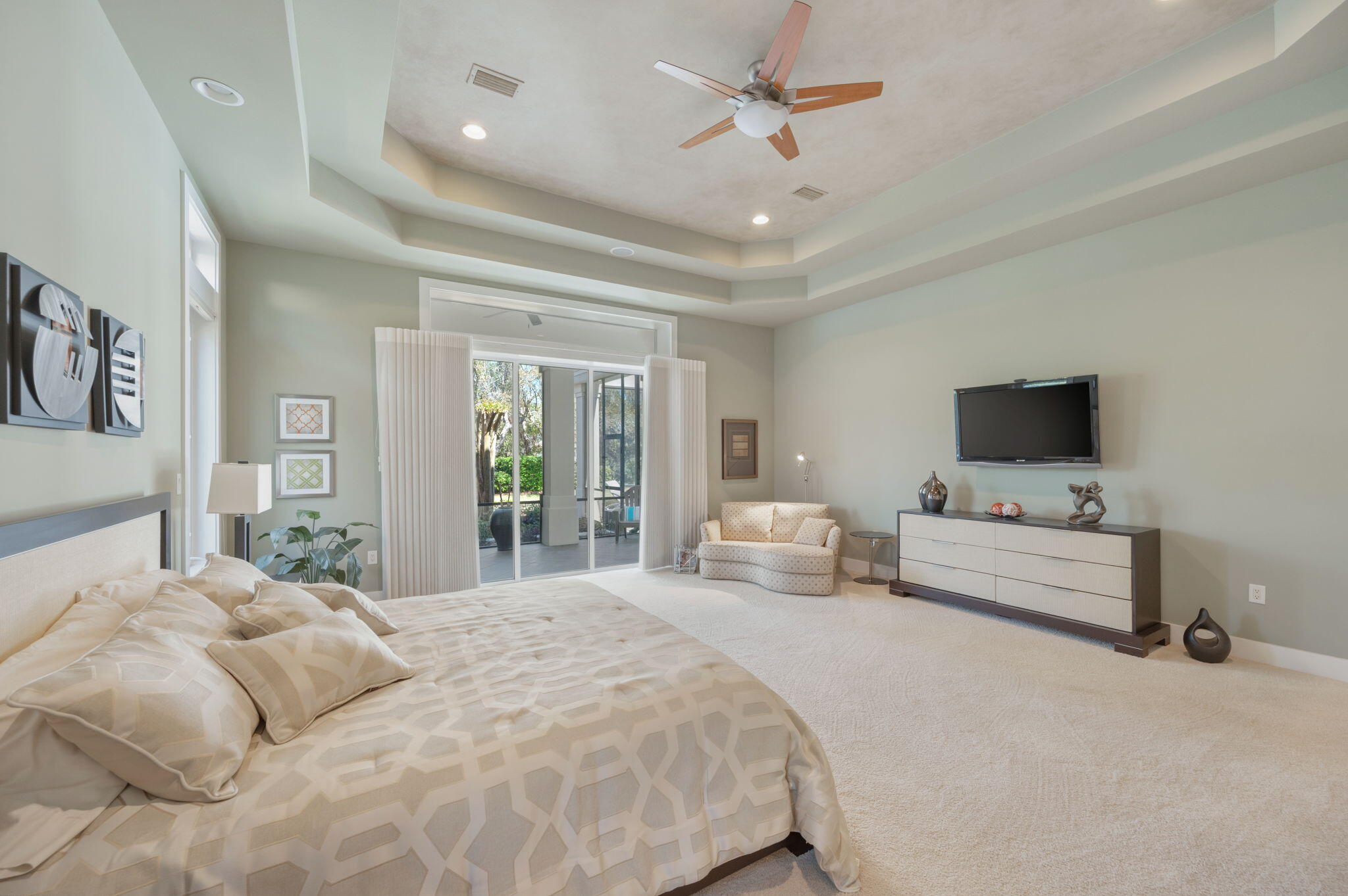 2943 Pine Valley Drive