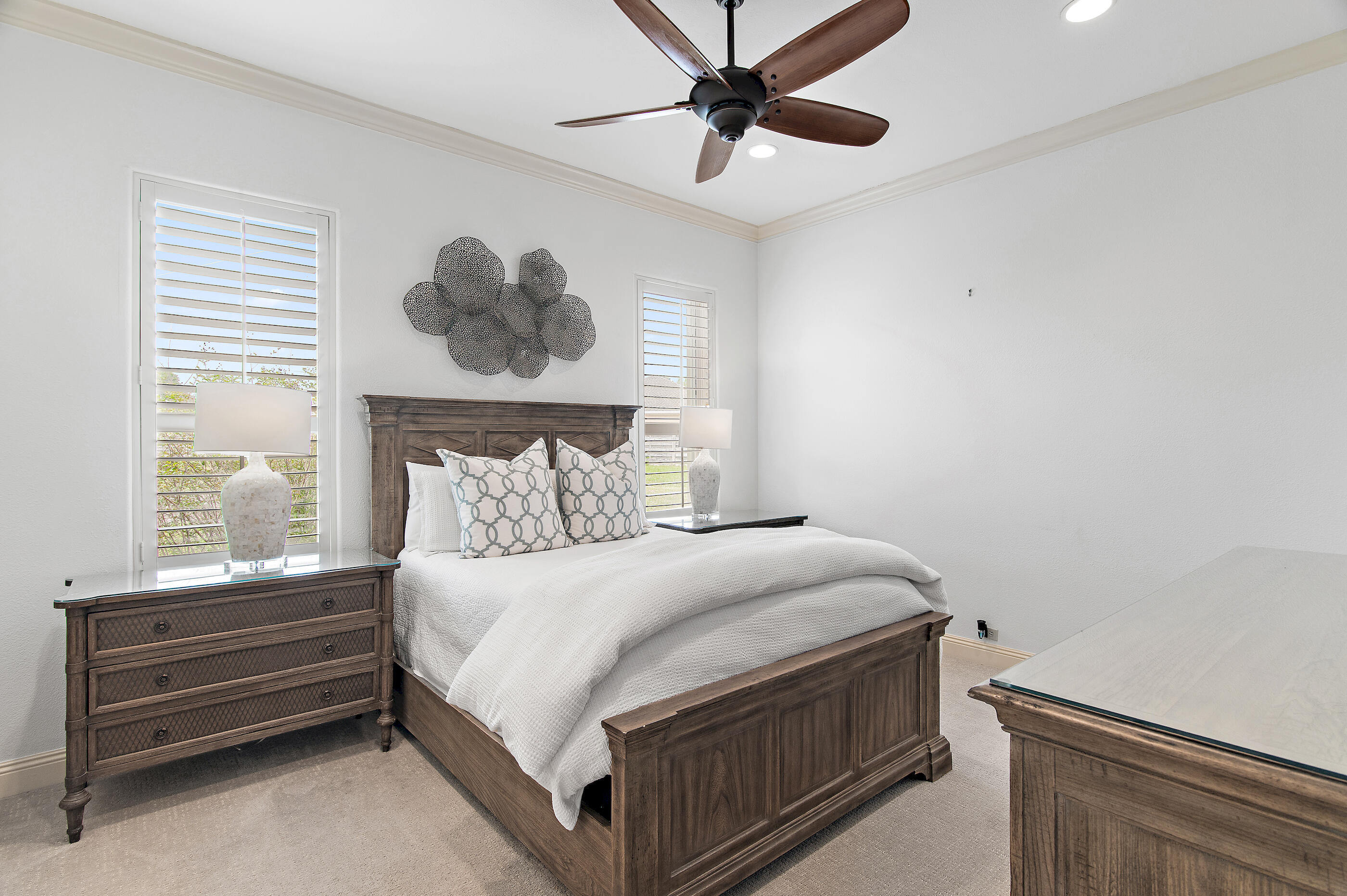 4765 Papaya Park