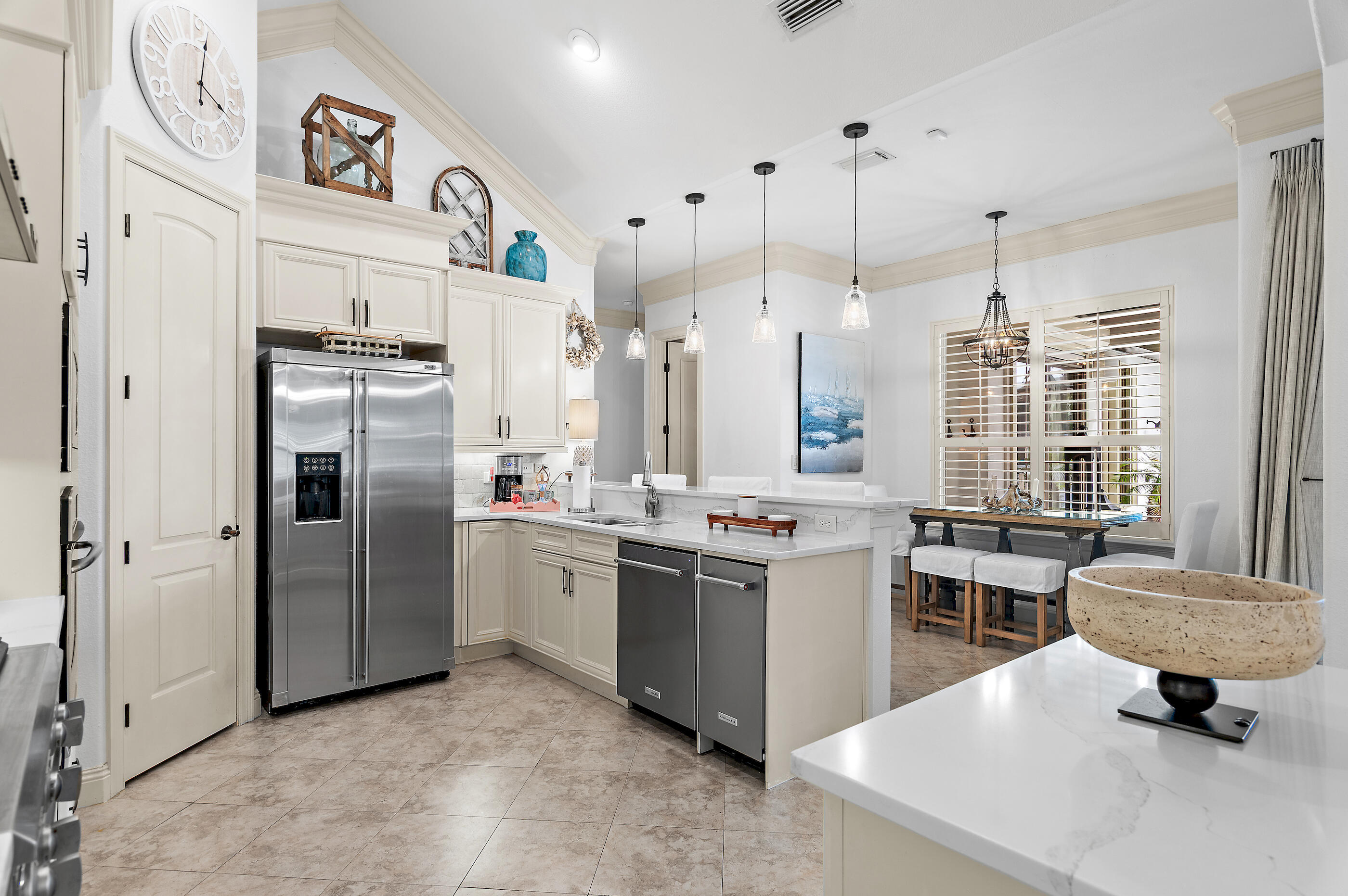4765 Papaya Park