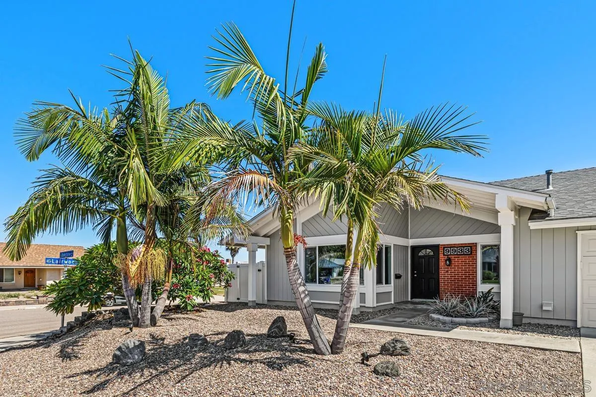 9933 Oakstone Ct