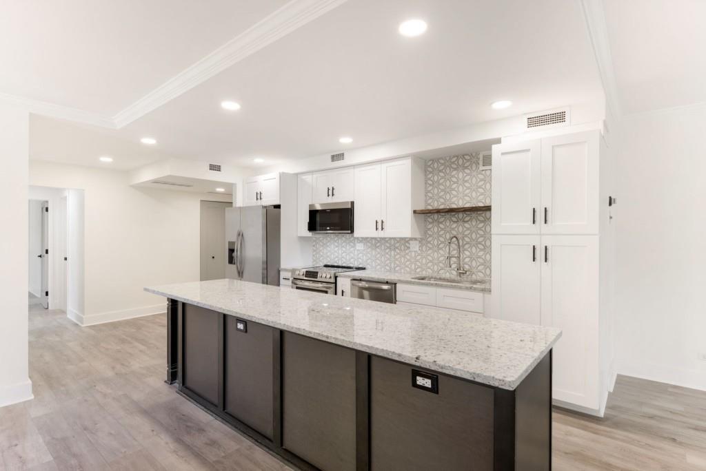 3648 Peachtree Road Unit: 2G