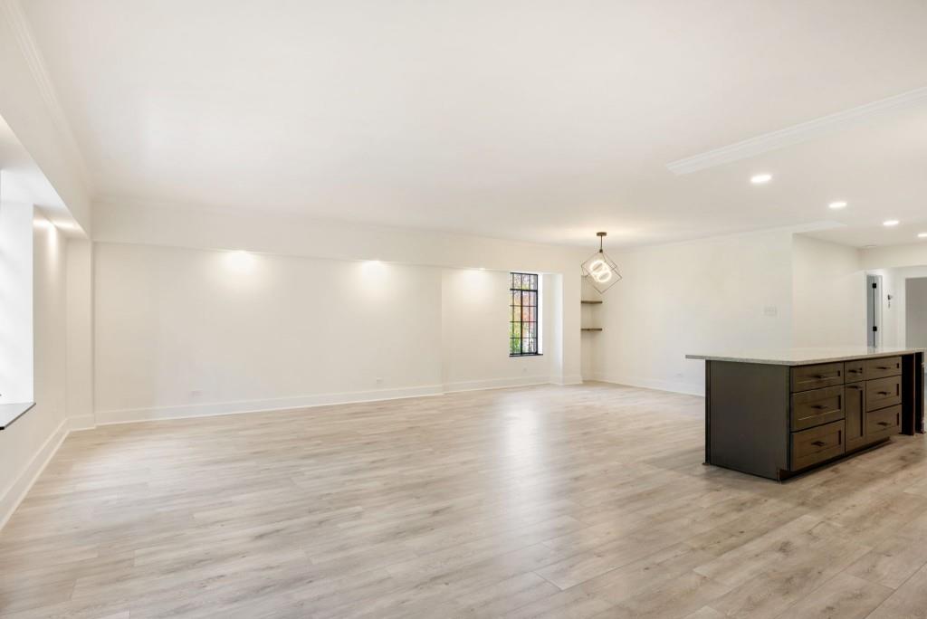 3648 Peachtree Road Unit: 2G