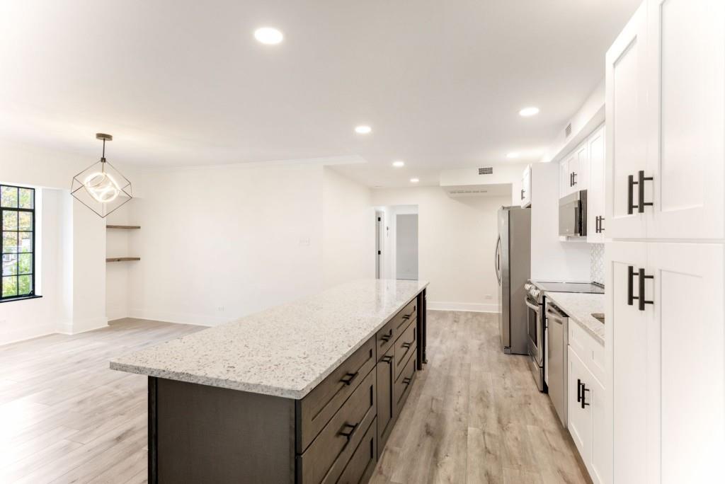 3648 Peachtree Road Unit: 2G