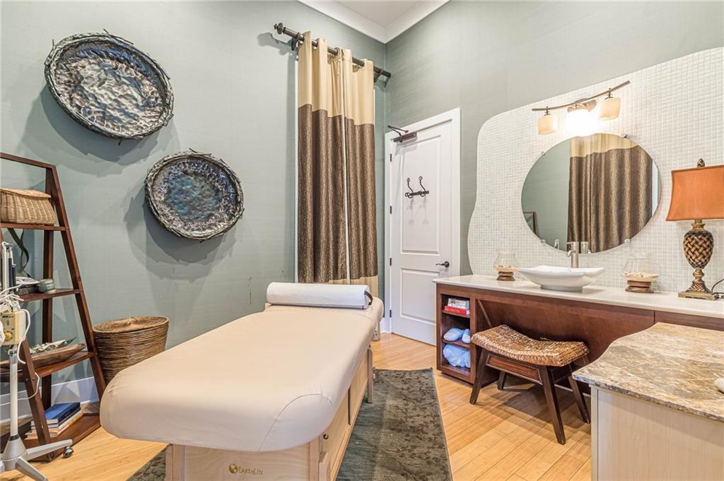 200 River Vista Drive Unit: 707