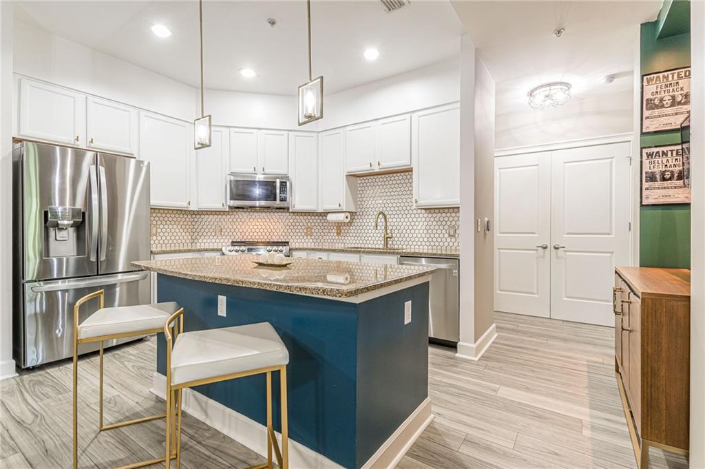 200 River Vista Drive Unit: 707